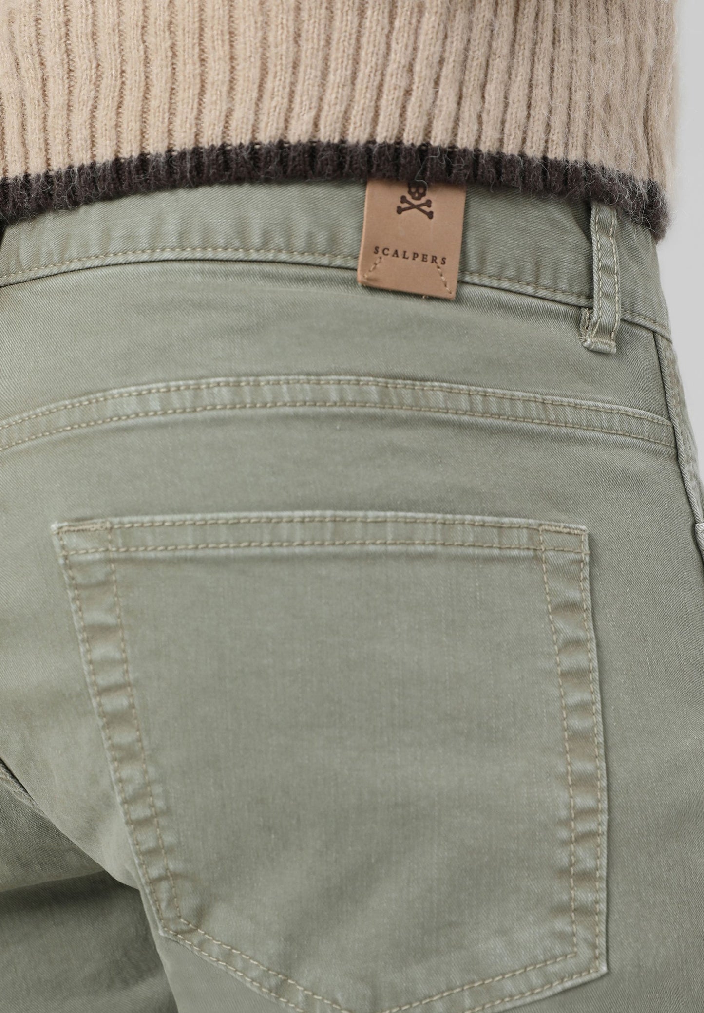 PANTALÓN CINCO BOLSILLOS
