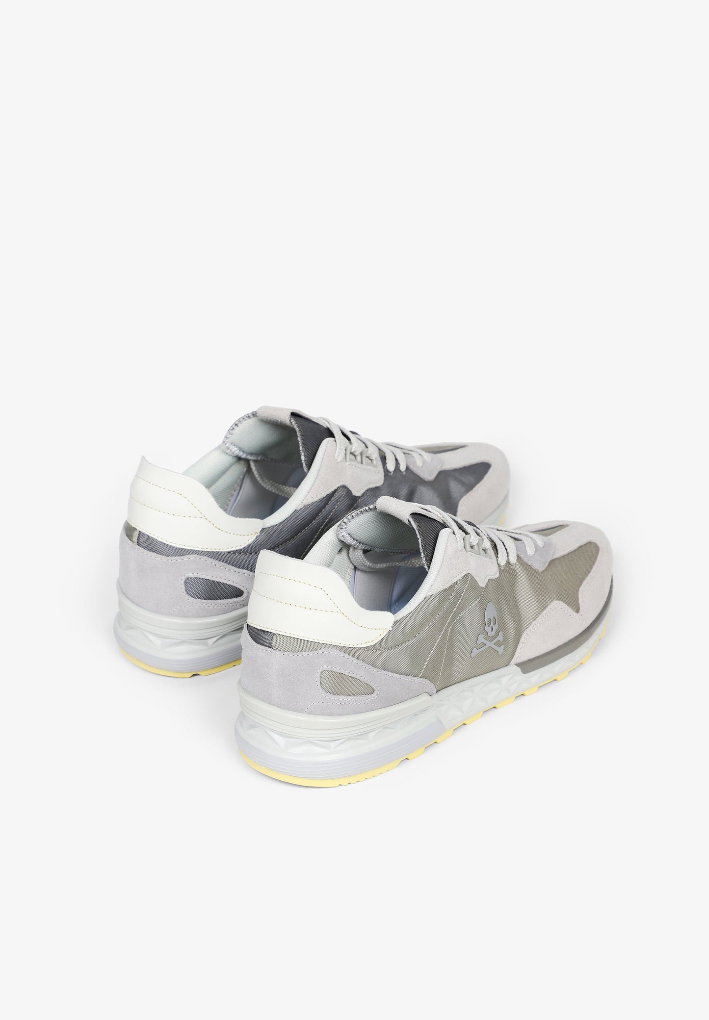SNEAKERS LIGERAS