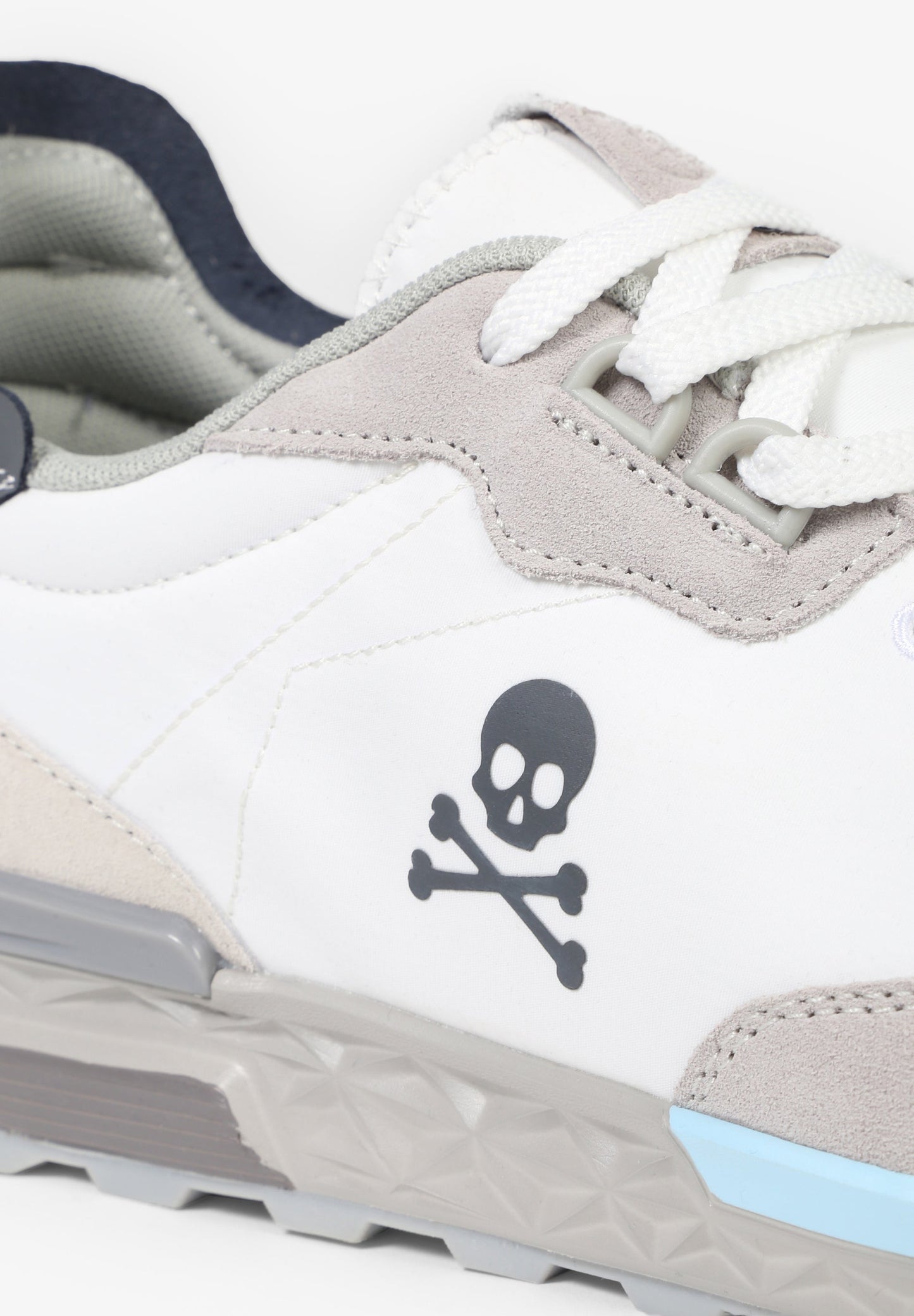 SNEAKERS LIGERAS