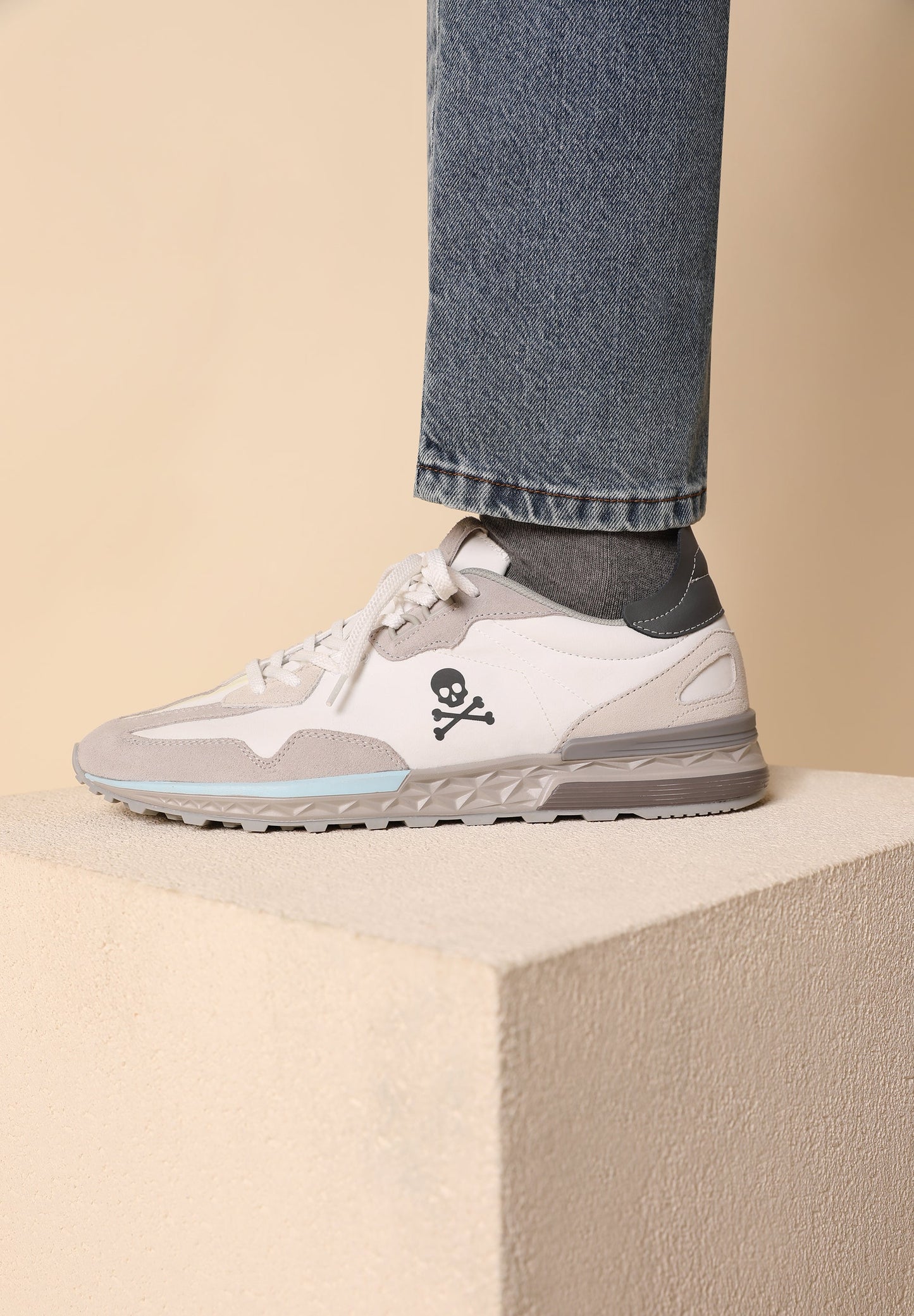 SNEAKERS LIGERAS