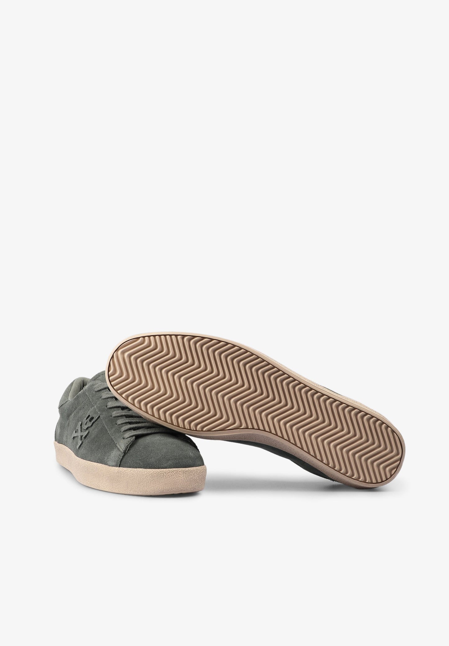 SNEAKERS BAJAS ANTE CALAVERA