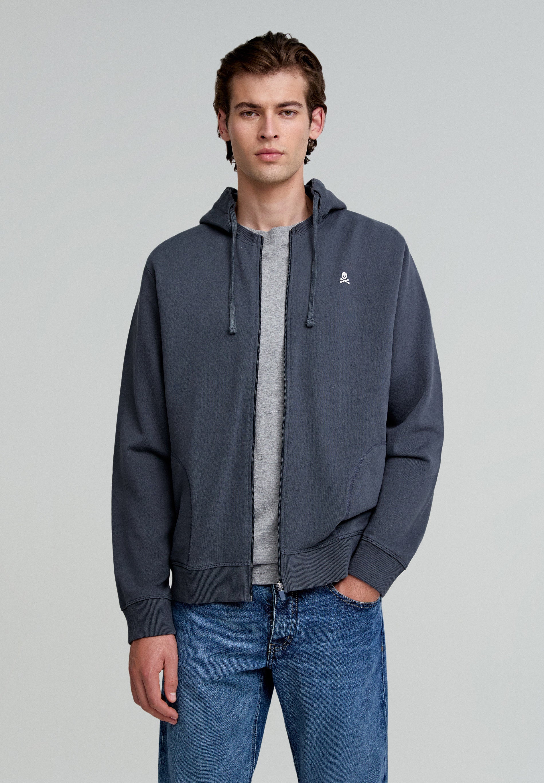 SUDADERA CAPUCHA BORDADA CONTRASTE
