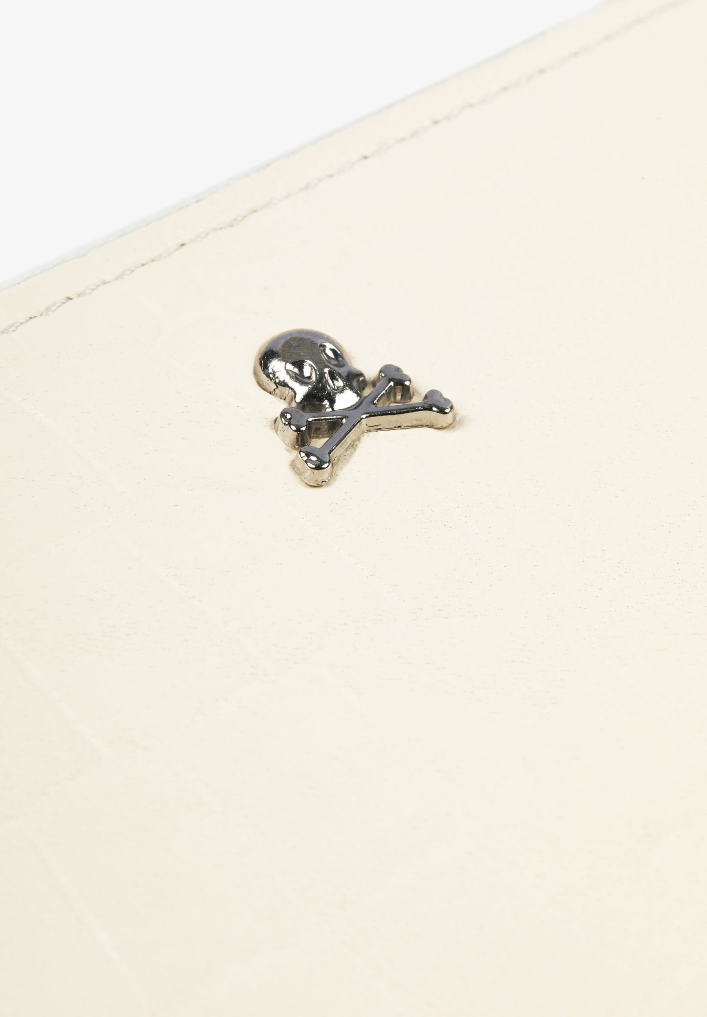 CARTERA PIEL GRABADA