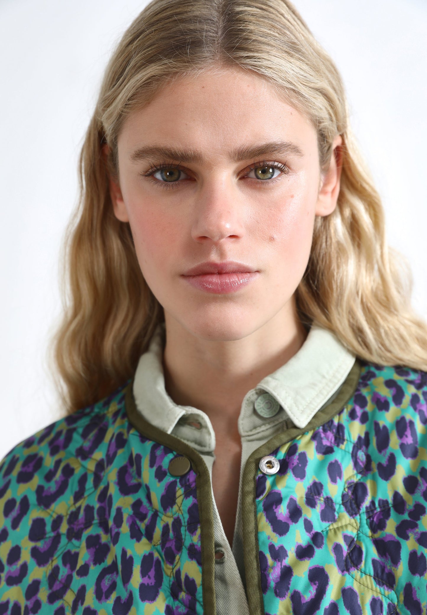 CHAQUETA ACOLCHADA REVERSIBLE