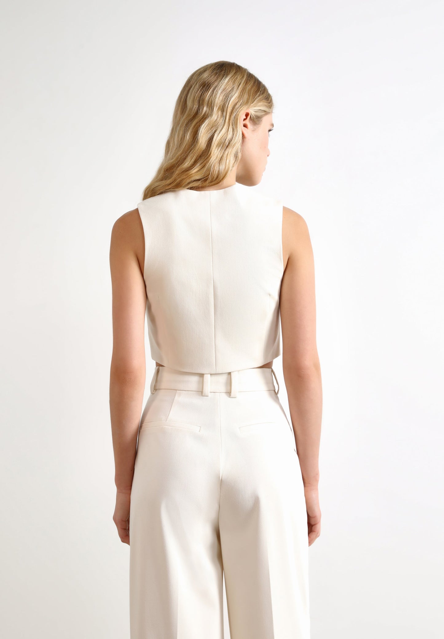 CHALECO CROPPED