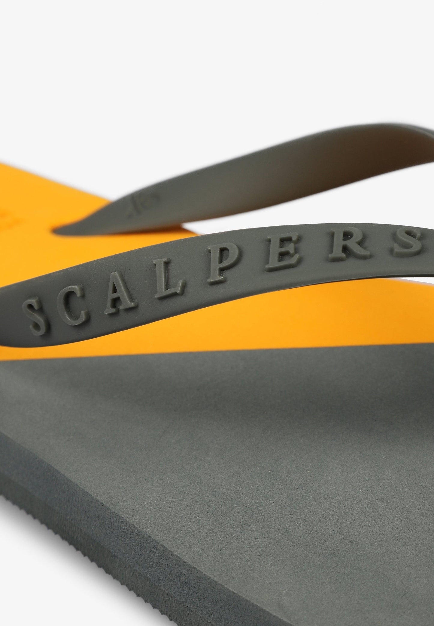 BICOLOR FLIP FLOPS