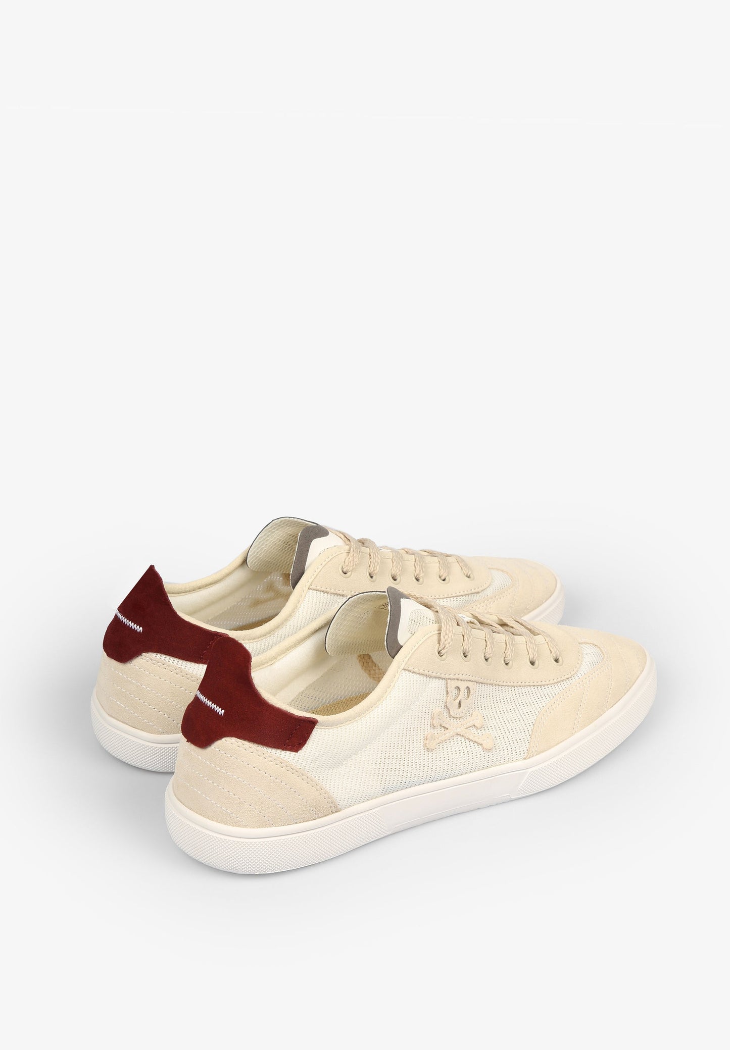 SNEAKERS BAJAS ANTE CALAVERA