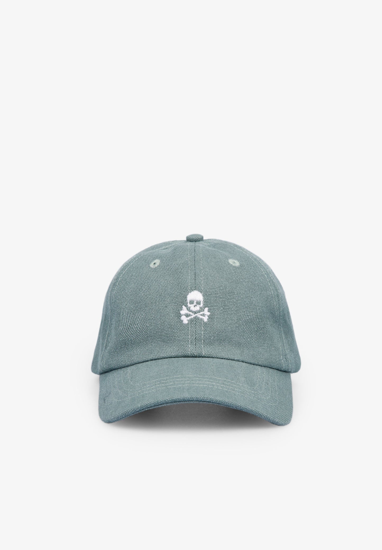 GORRA CALAVERA BORDADA CONTRASTE