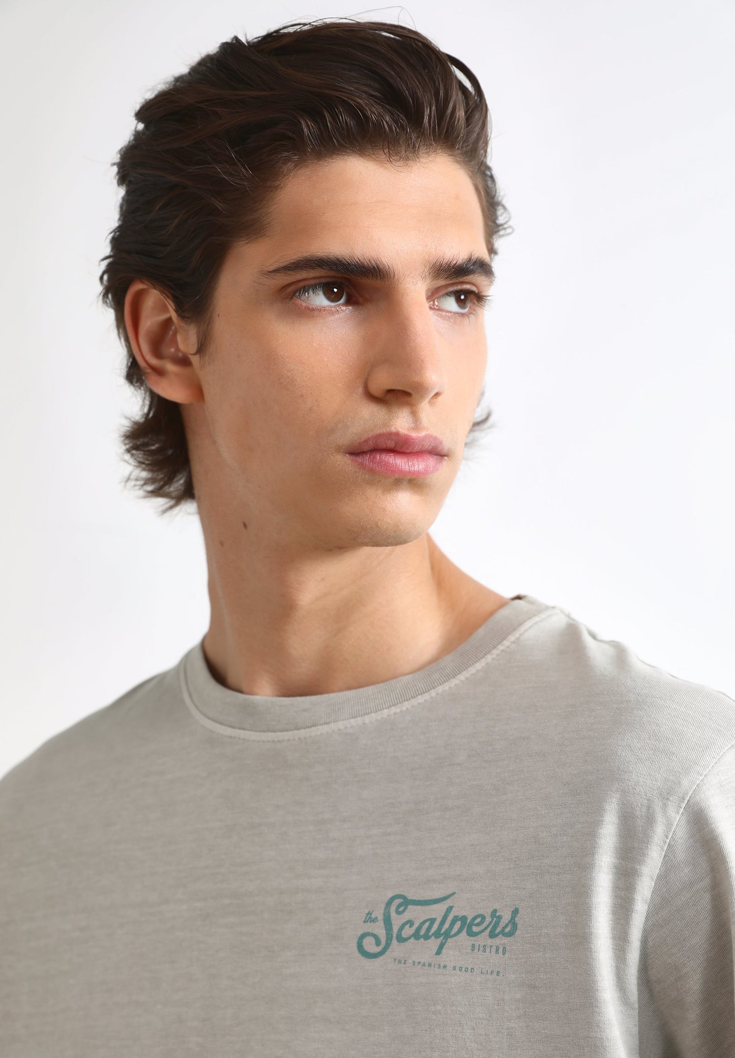 CAMISETA PRINT TEXTO TRASERO
