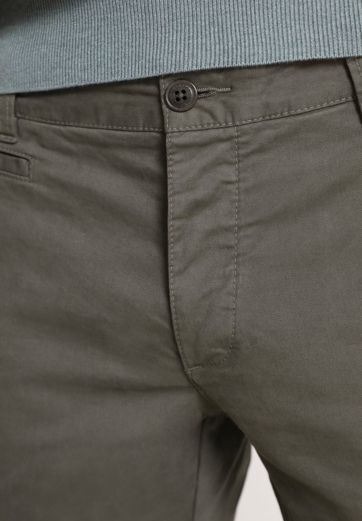 PANTALÓN CHINO CASUAL
