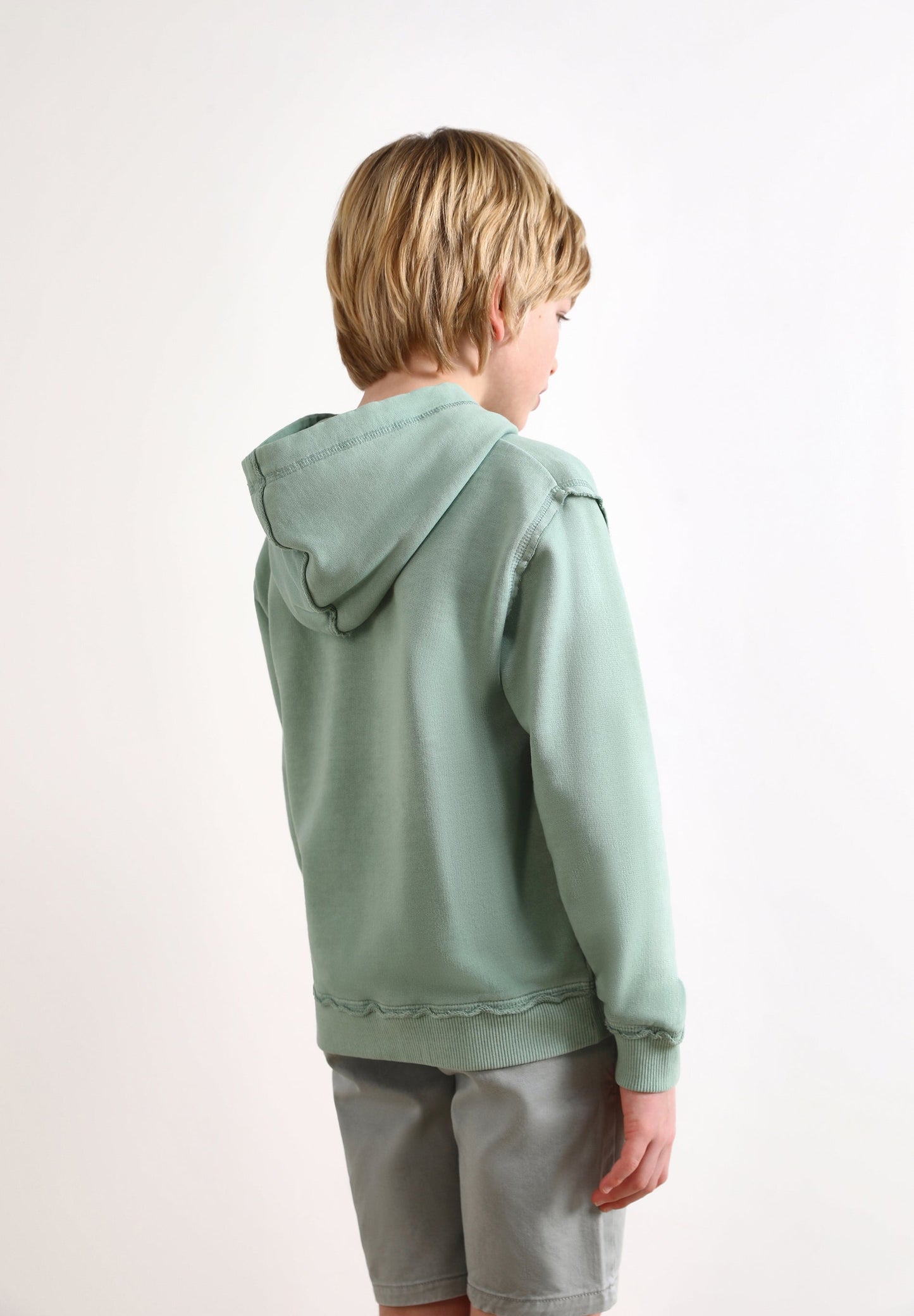 SUDADERA LOGO DEGRADADO