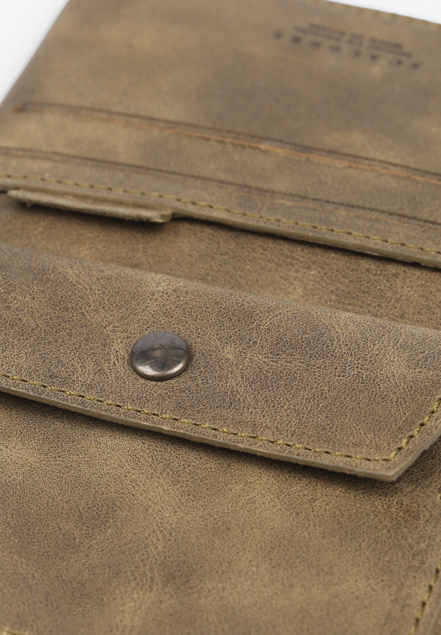 CARTERA PIEL GASTADA