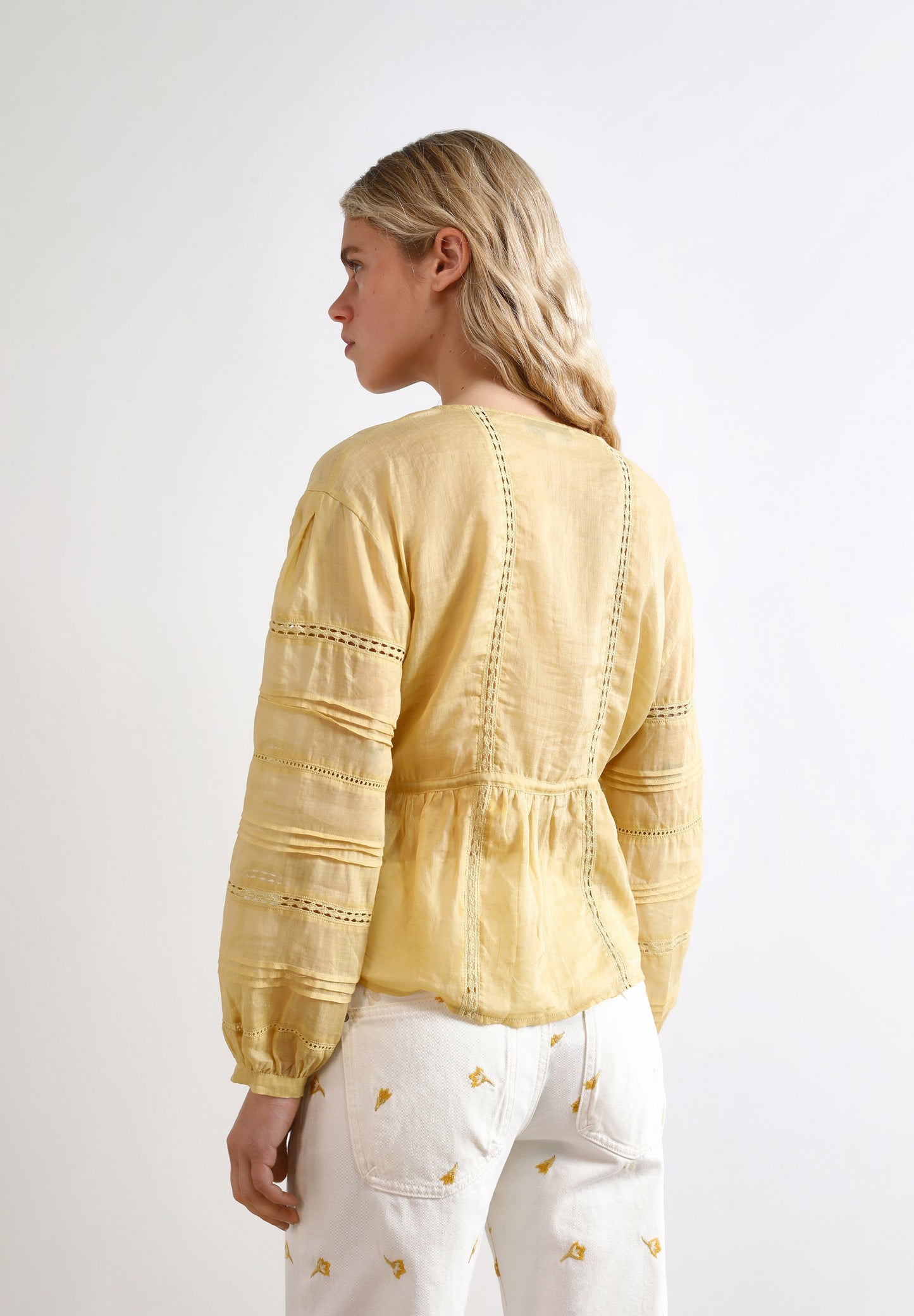 BLUSA CALADOS LAZO