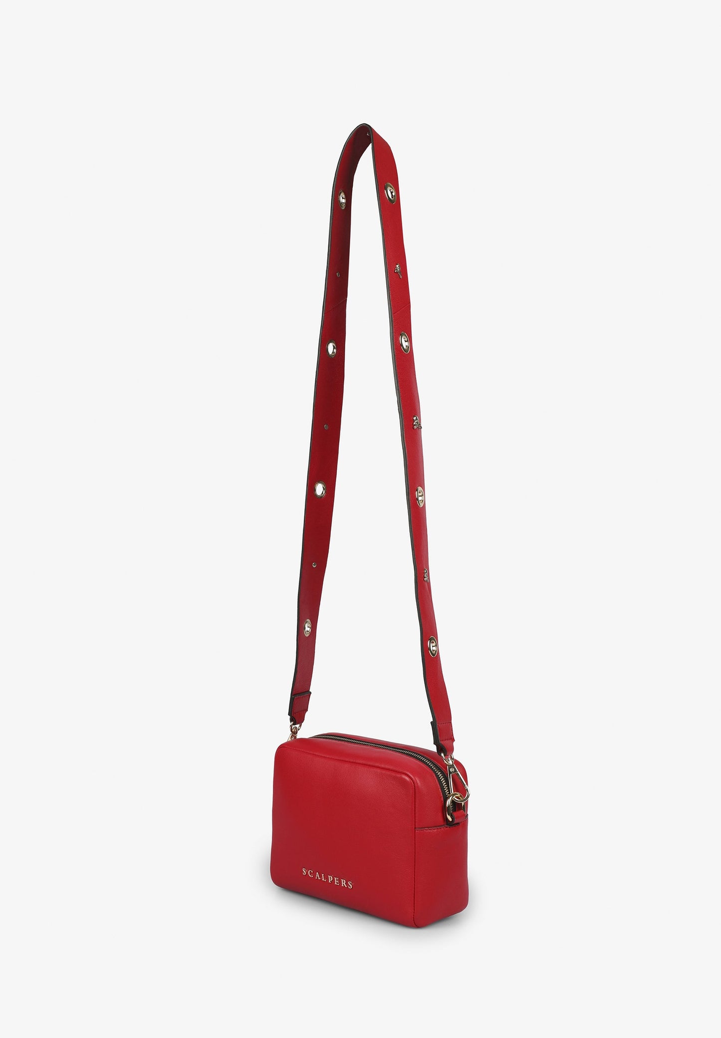 BOLSO BANDOLERA TACHUELAS