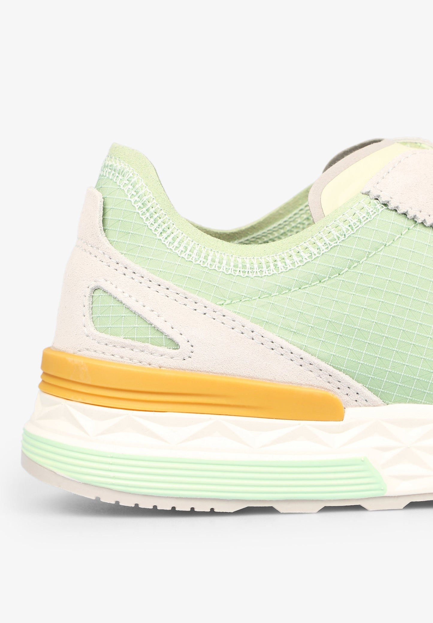 MOON SNEAKER