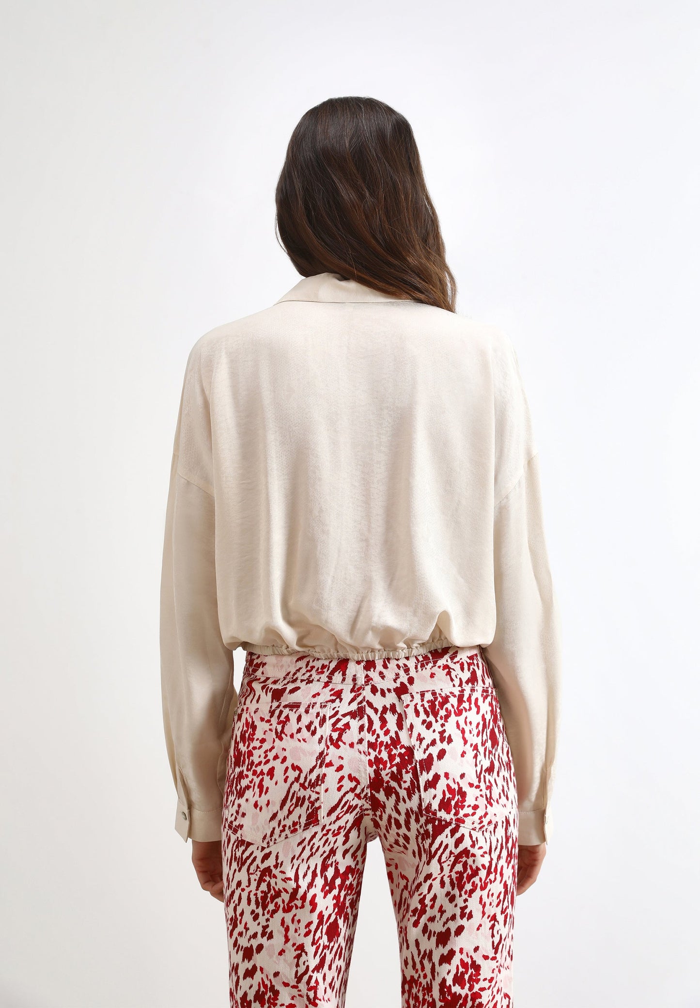 CAMISA DETALLE NUDO