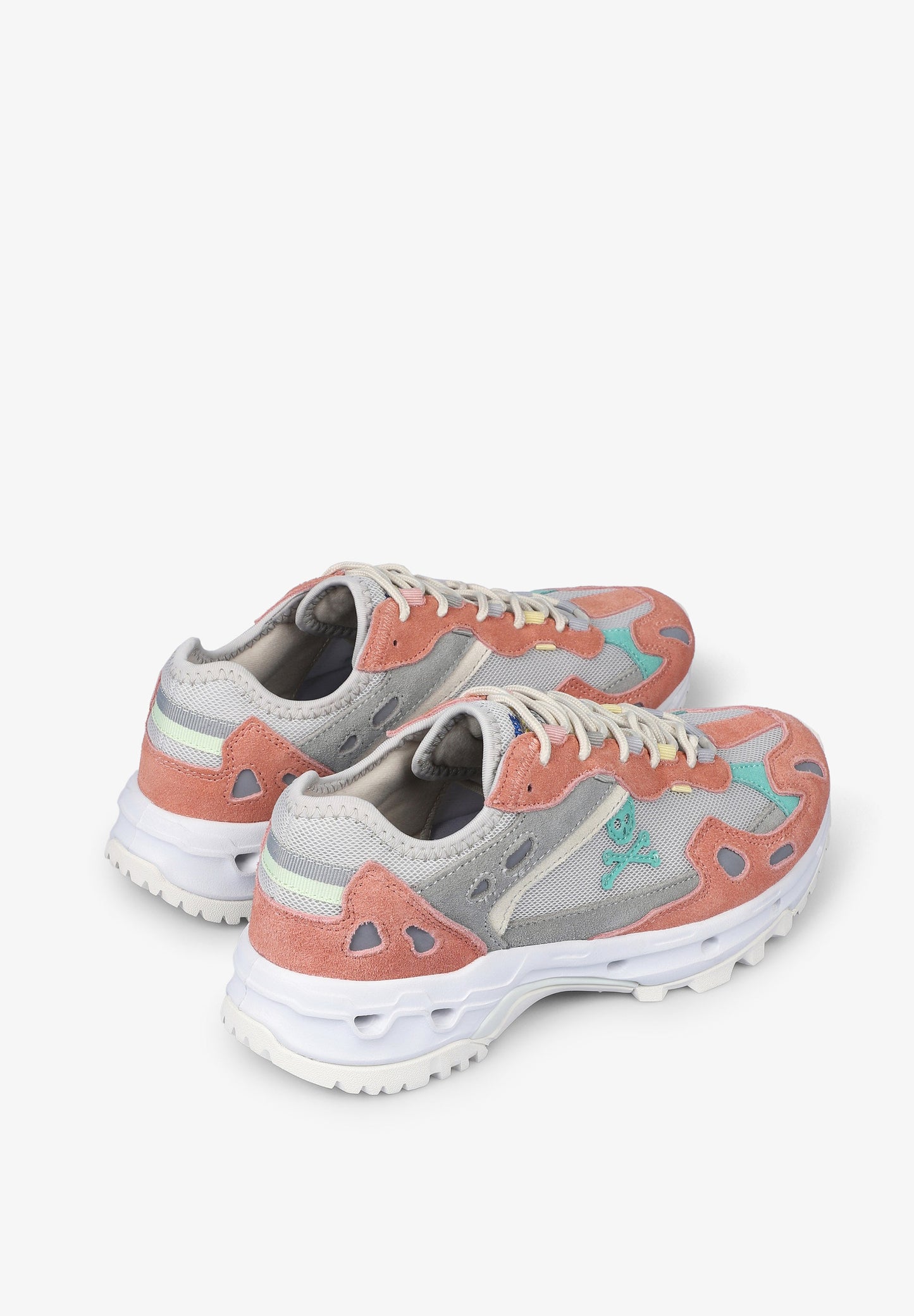 CORE WOMAN SNEAKER