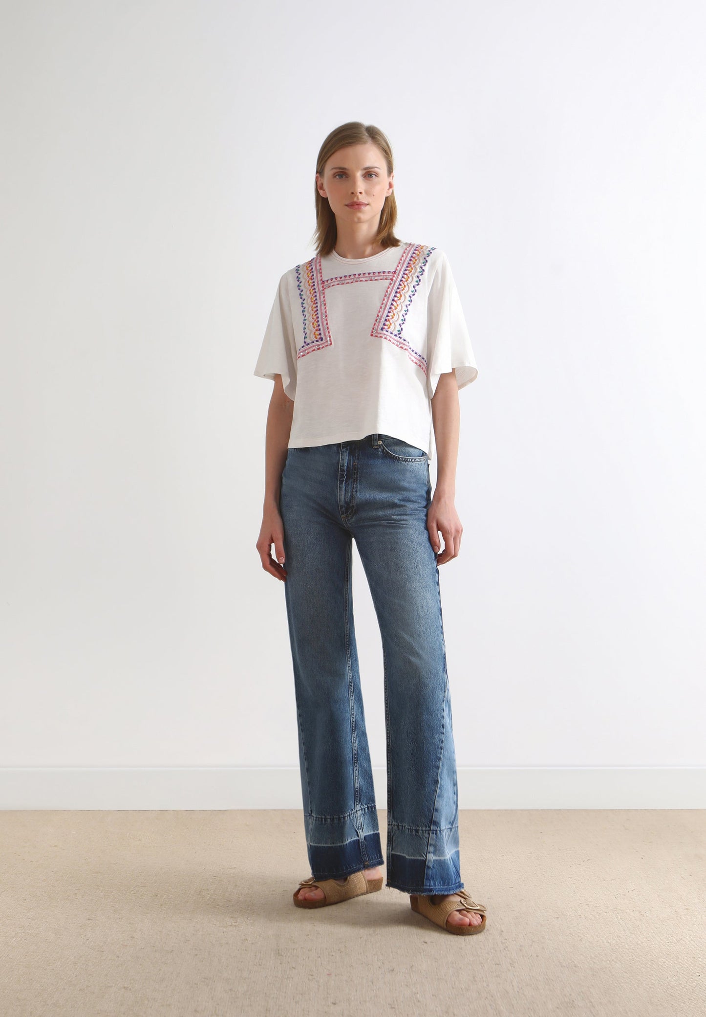 ETNIC EMB TEE