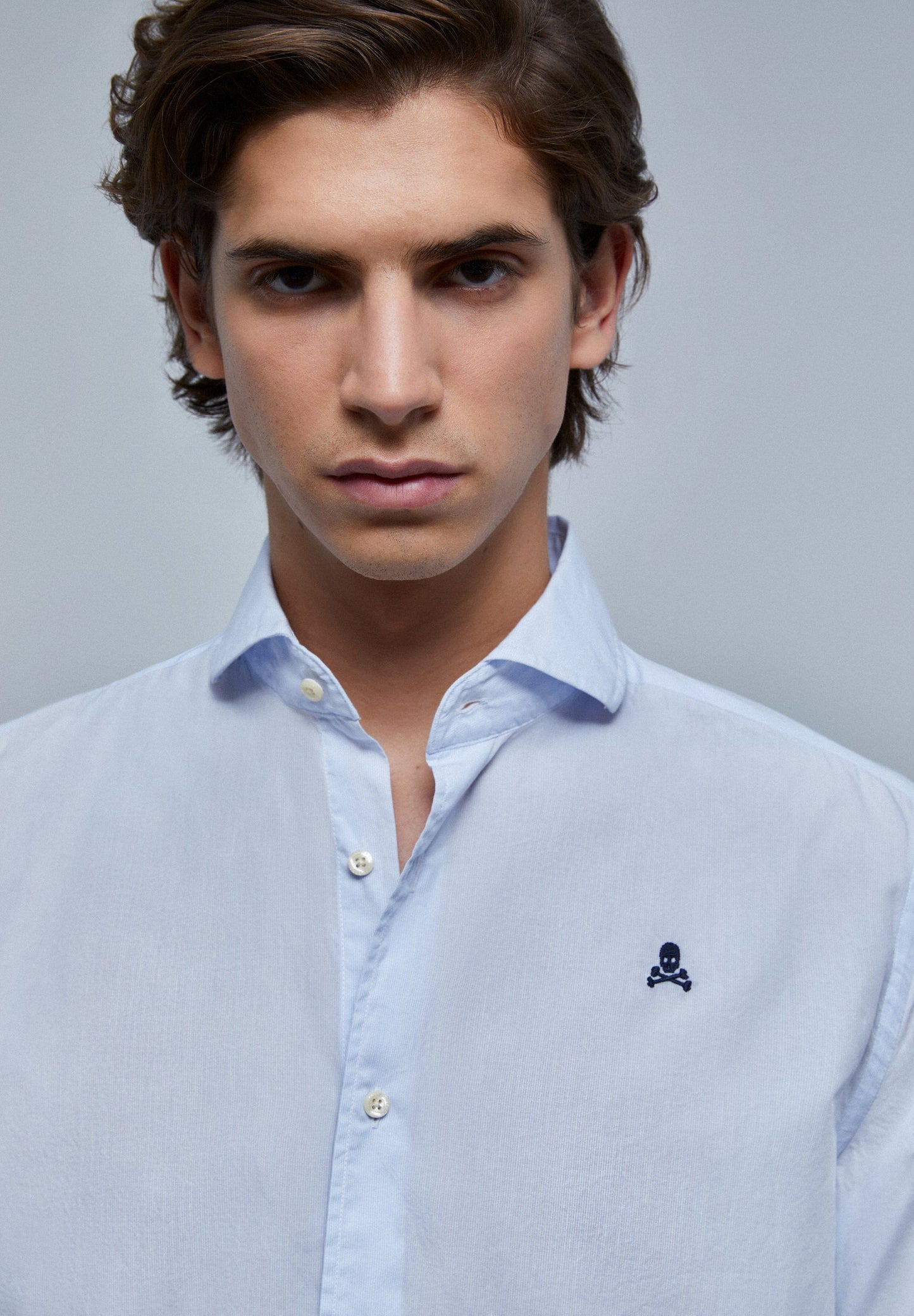CAMISA CALAVERA CONTRASTE