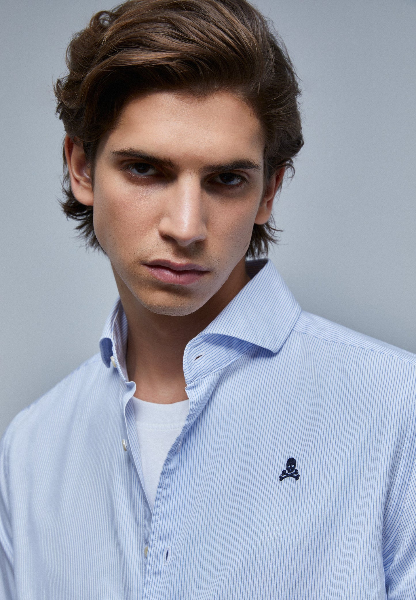 CAMISA CALAVERA CONTRASTE