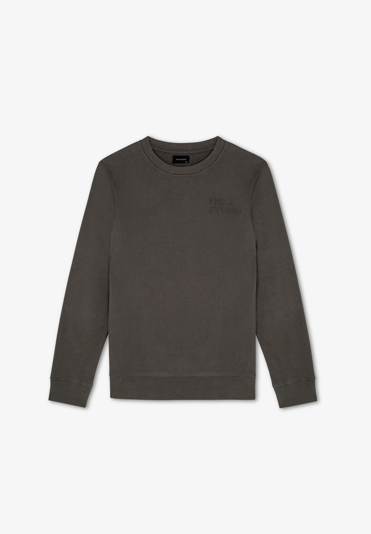 STUDIO SWEATER