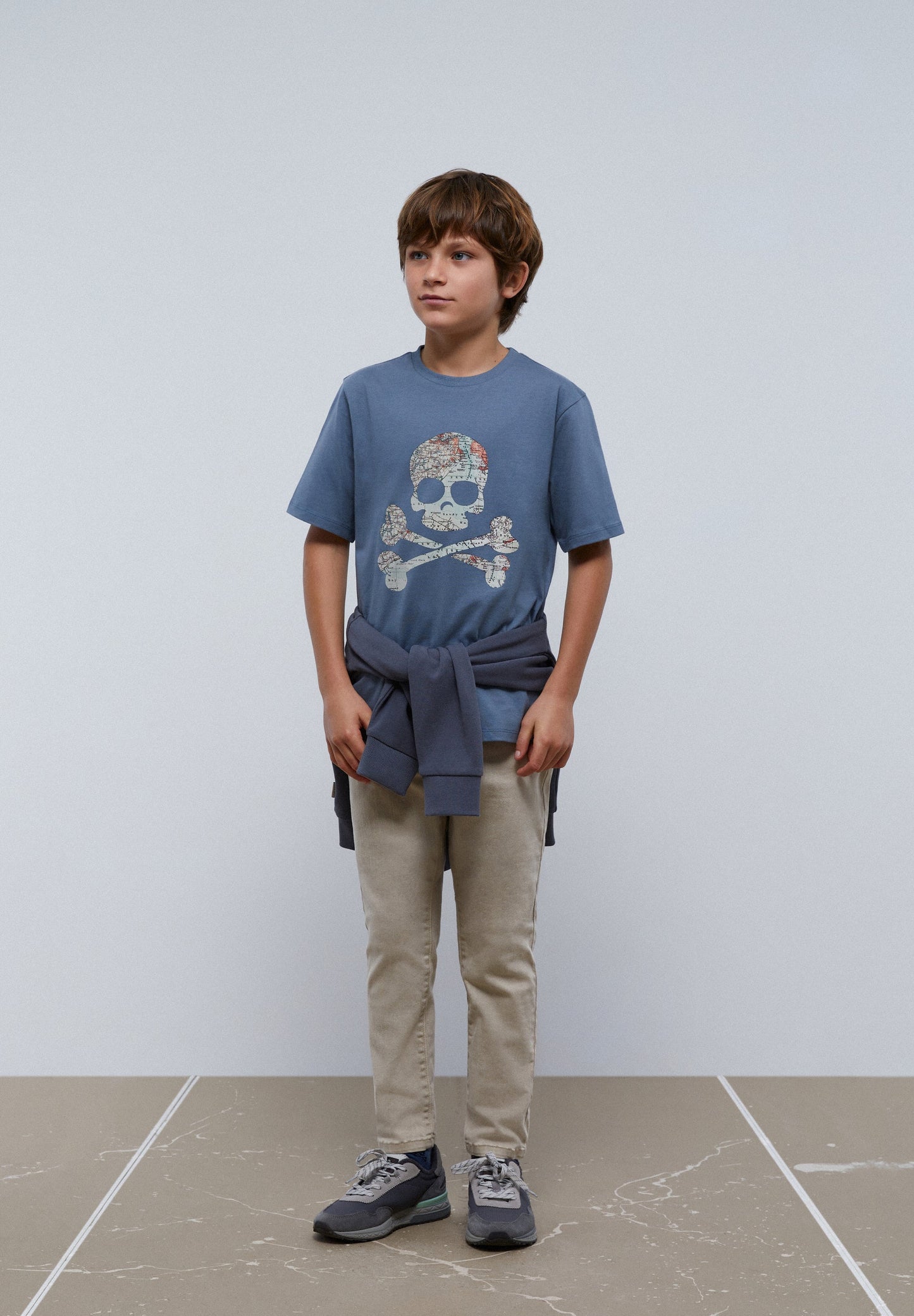 CAMISETA CALAVERA MAPA
