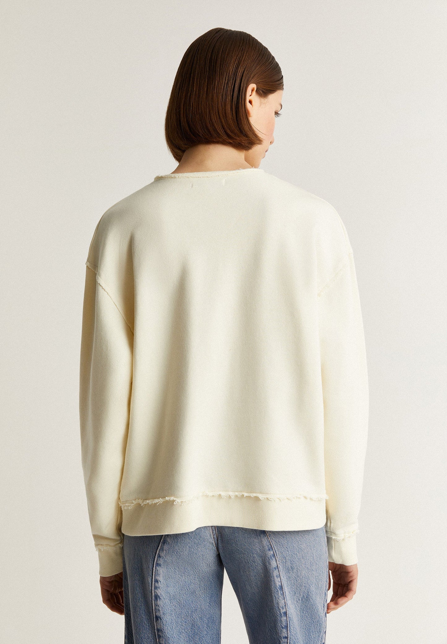 SUDADERA ESCOTE PICO
