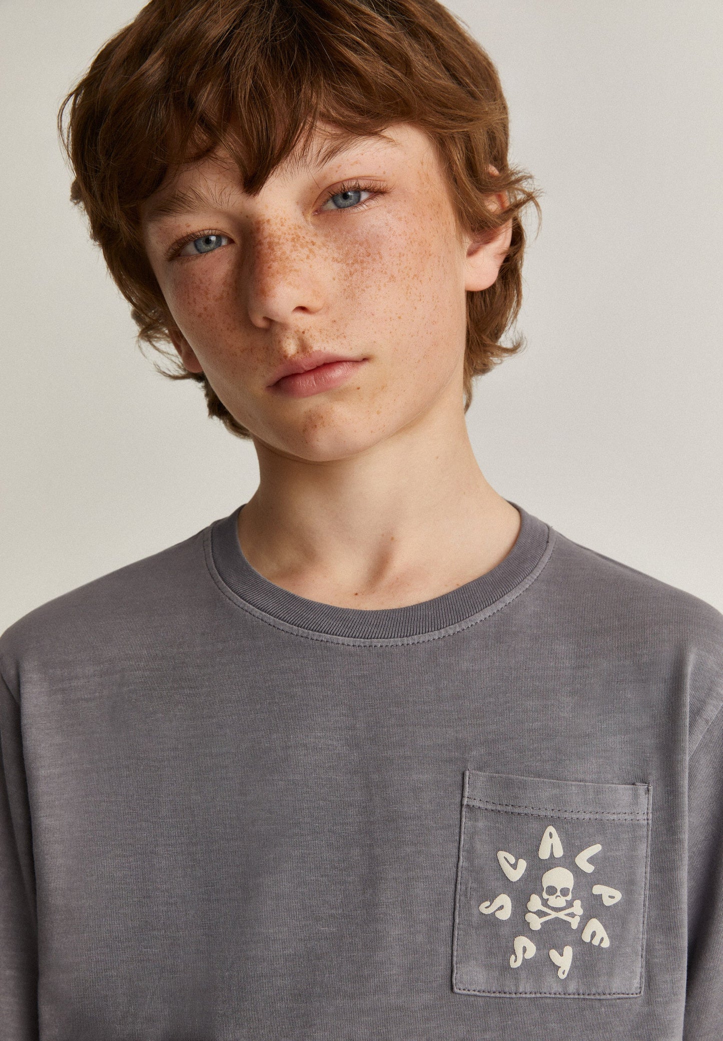 CAMISETA BOLSILLO PECHO