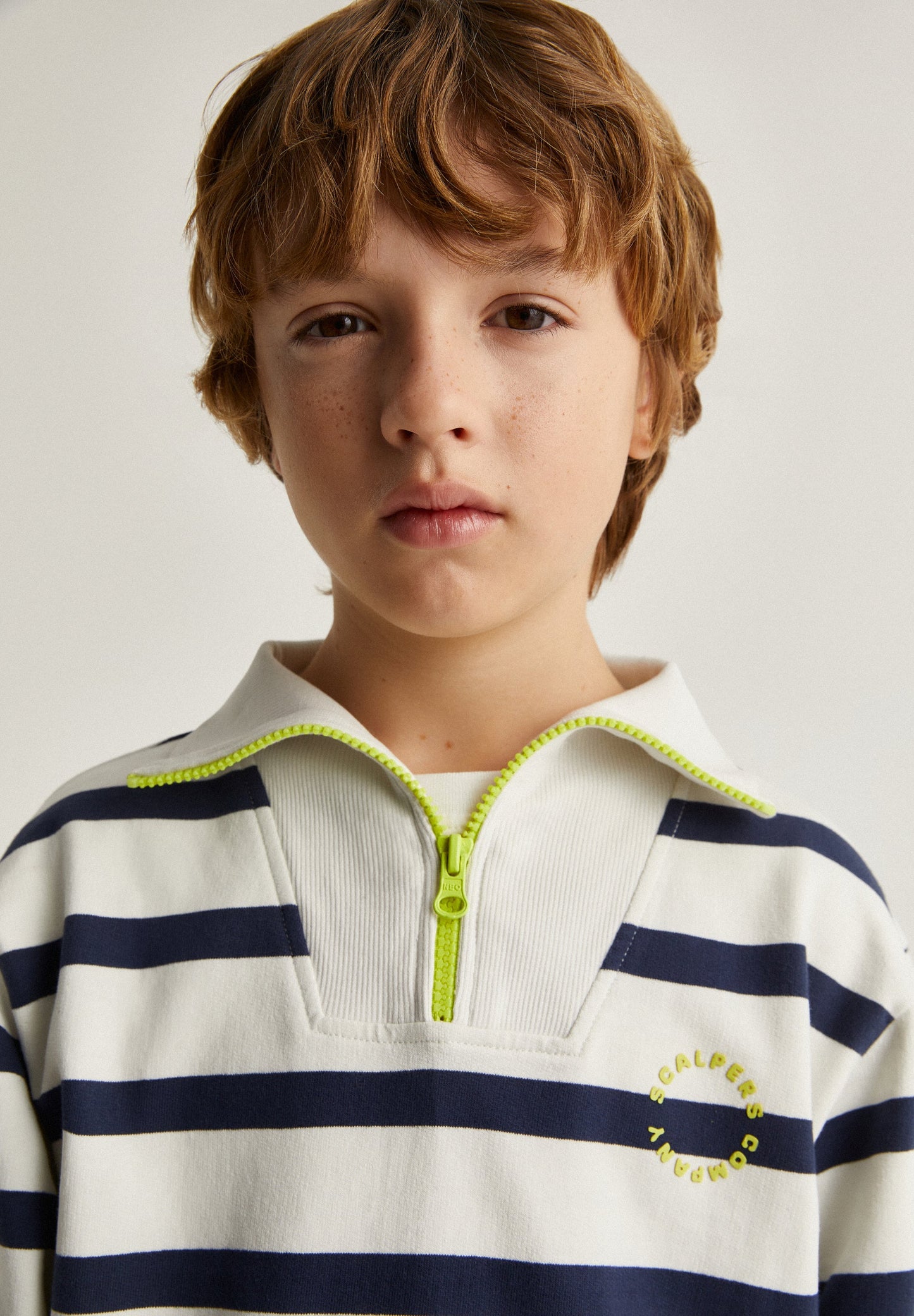 SUDADERA RAYAS DETALLE CREMALLERA