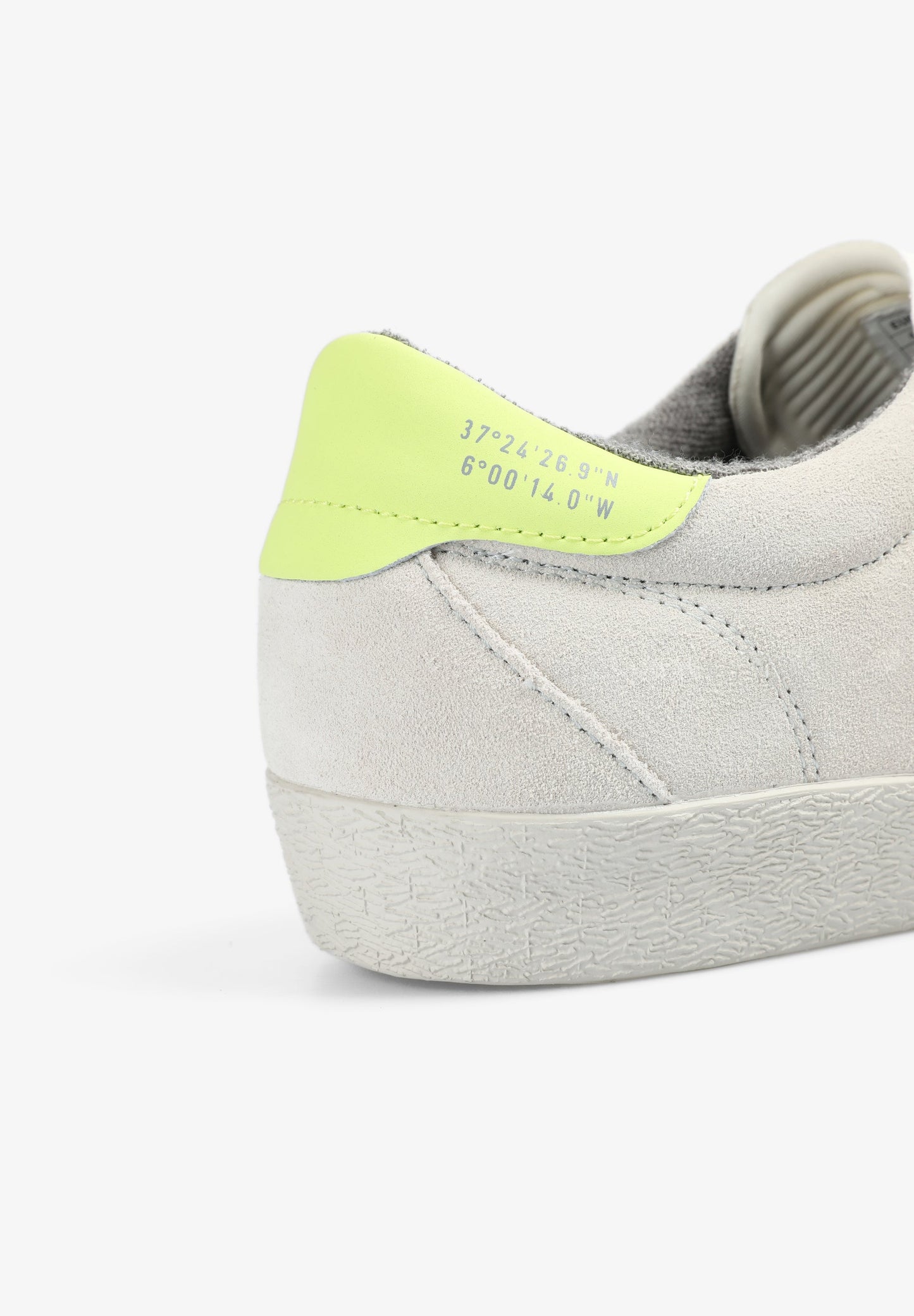 SNEAKERS BAJAS CALAVERA LATERAL