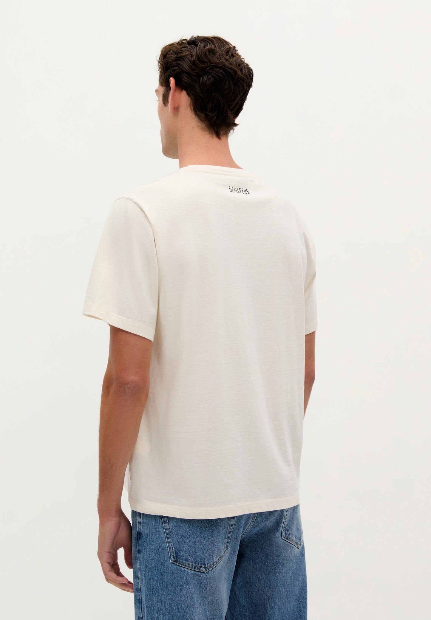 CAMISETA BLOOM BORDADA