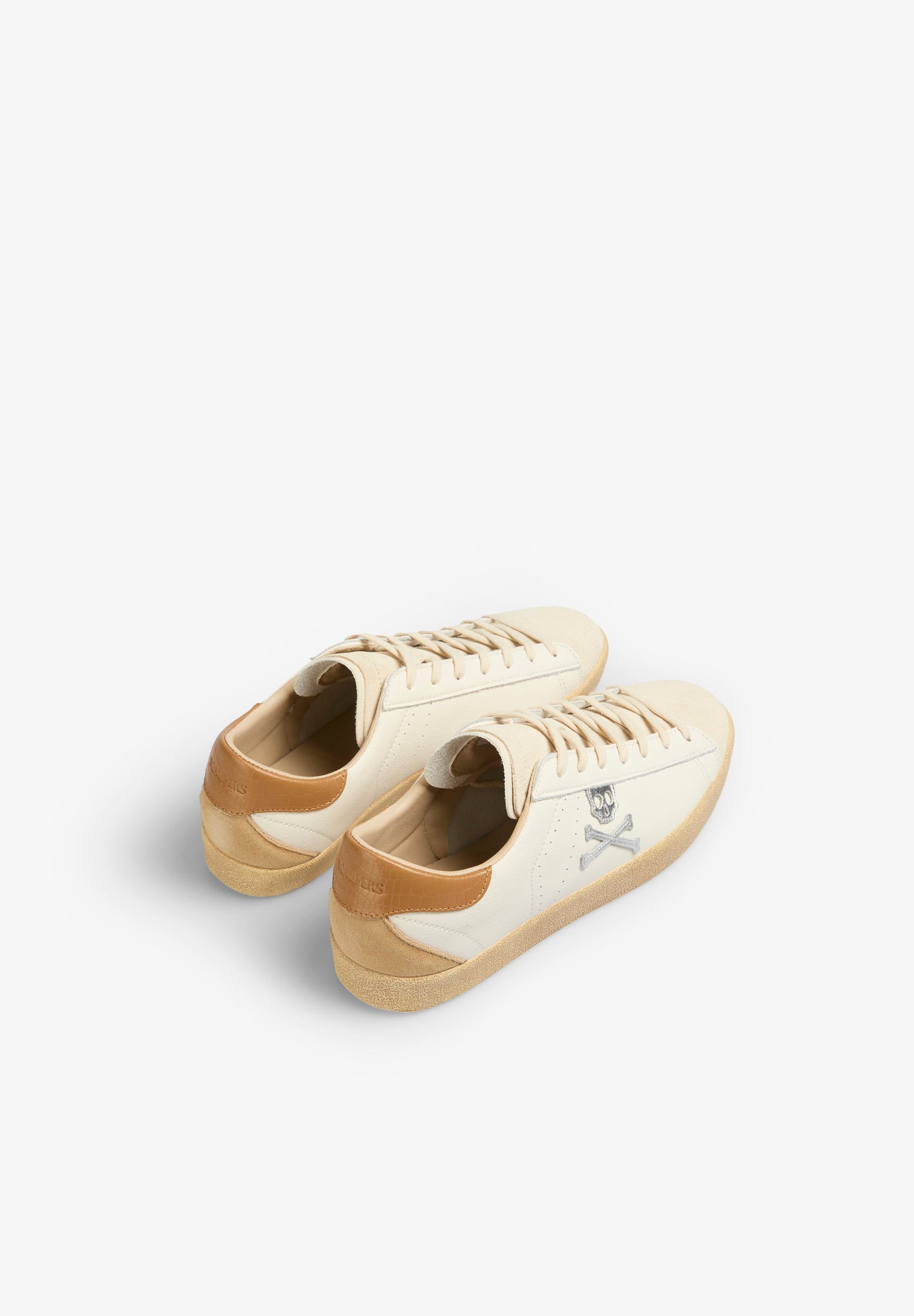 SNEAKERS BAJAS CALAVERA LATERAL