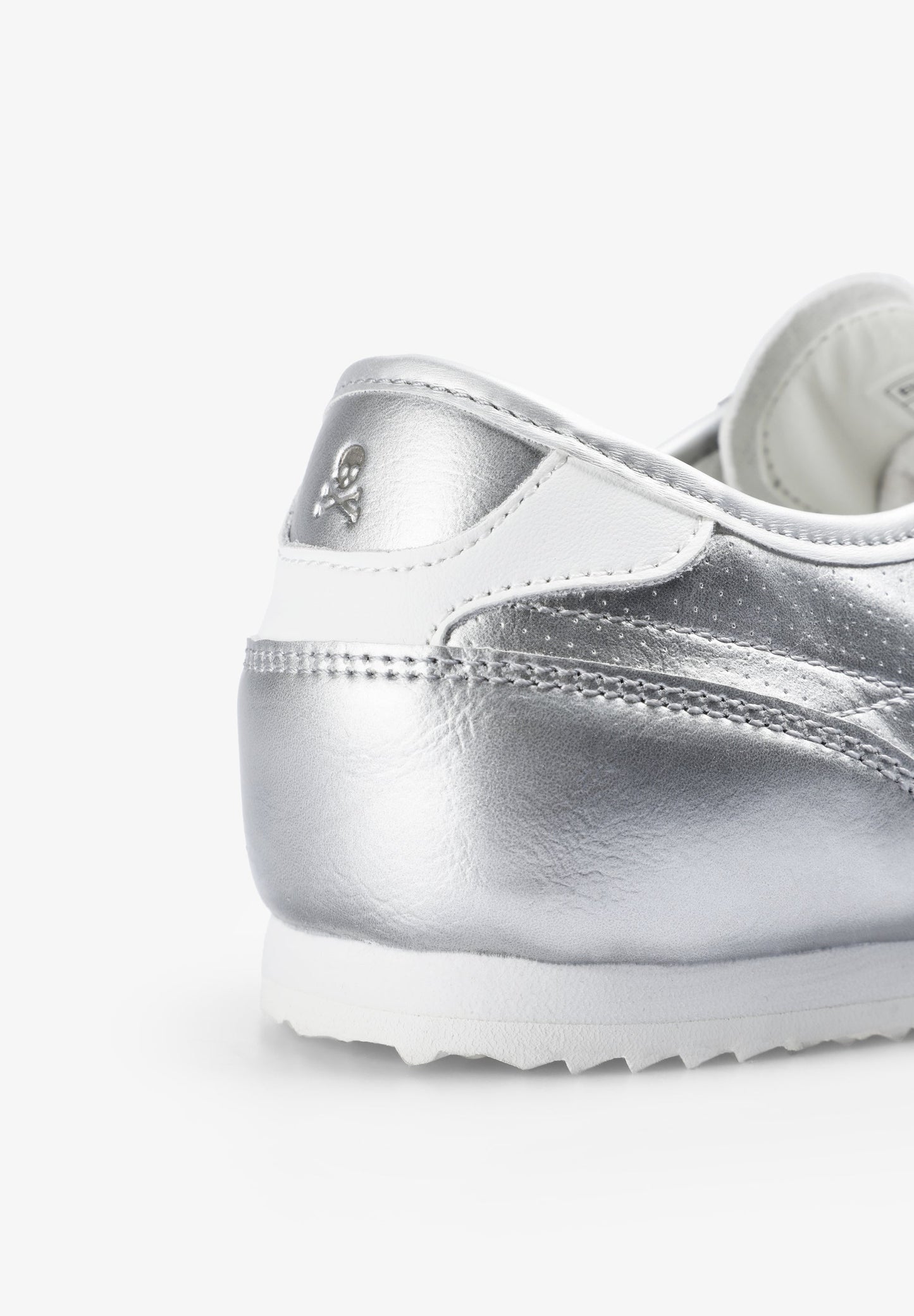 SNEAKERS BAJAS METALIZADAS