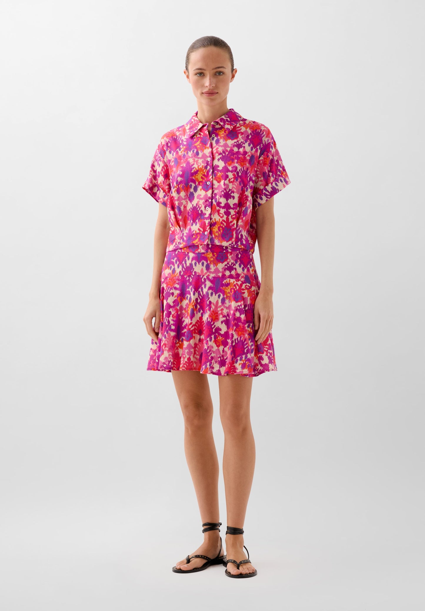 PANTALÓN CORTO ESTAMPADO