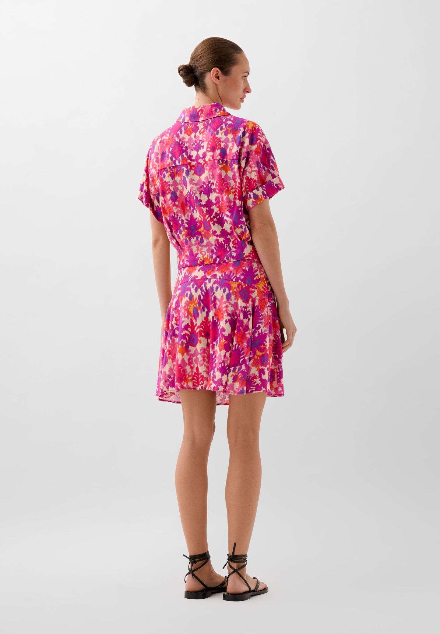 PANTALÓN CORTO ESTAMPADO