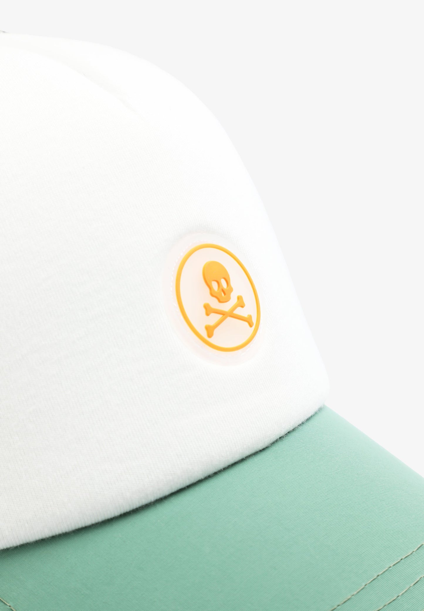 GORRA TRUCKER TRICOLOR