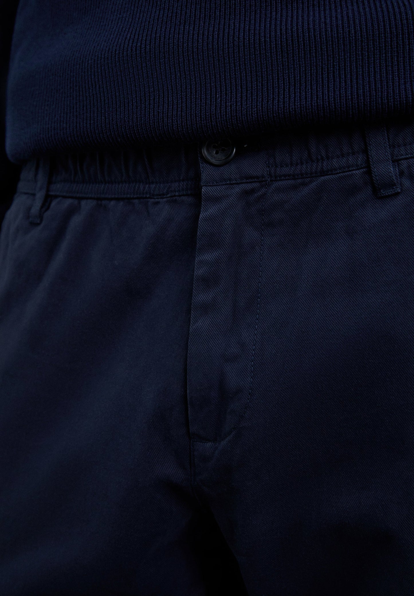 PANTALÓN SARGA REGULAR FIT