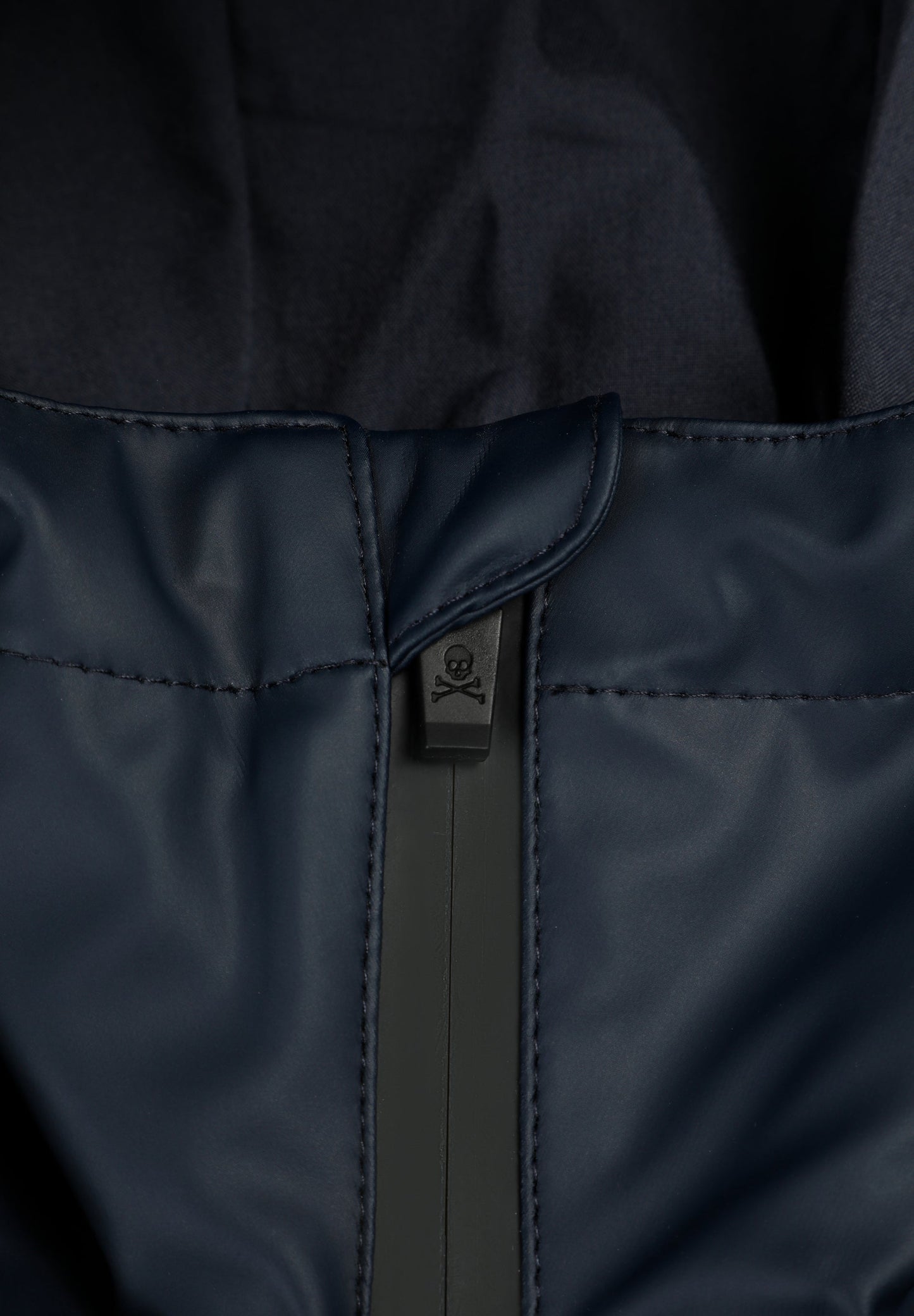 PARKA IMPERMEABLE LOGO