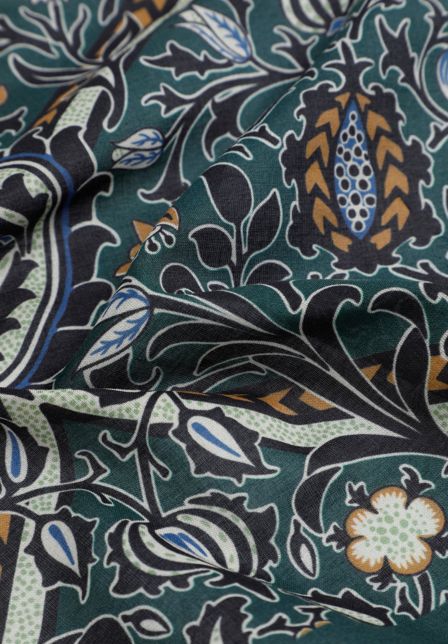 PAÑUELO SEDA ESTAMPADO TROPICAL