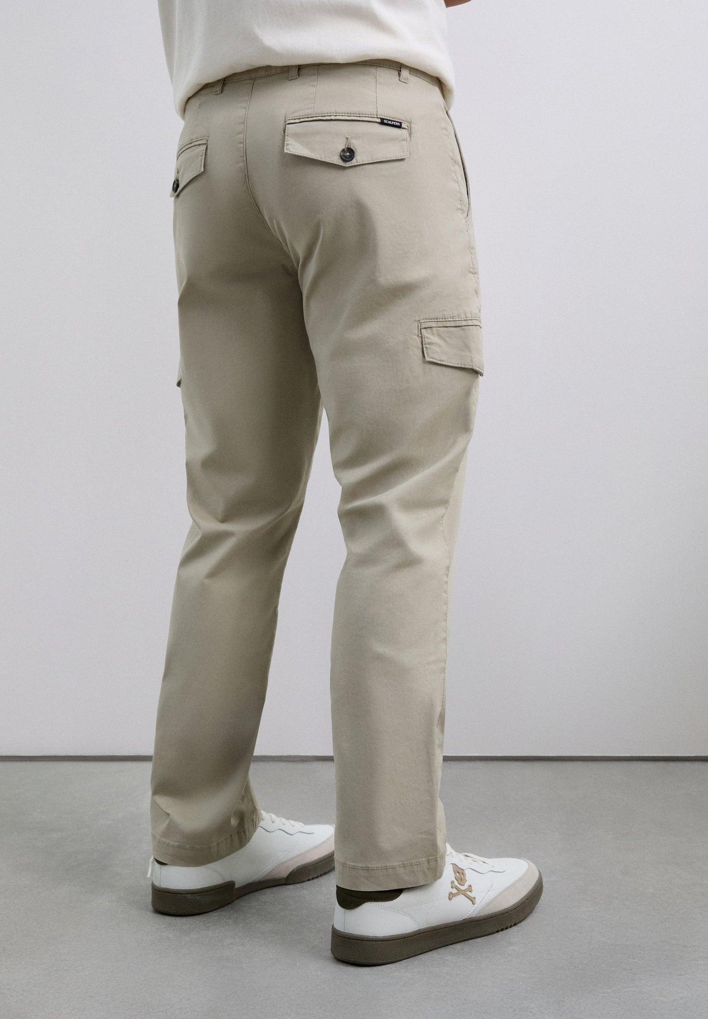 PANTALÓN CARGO SLIM FIT