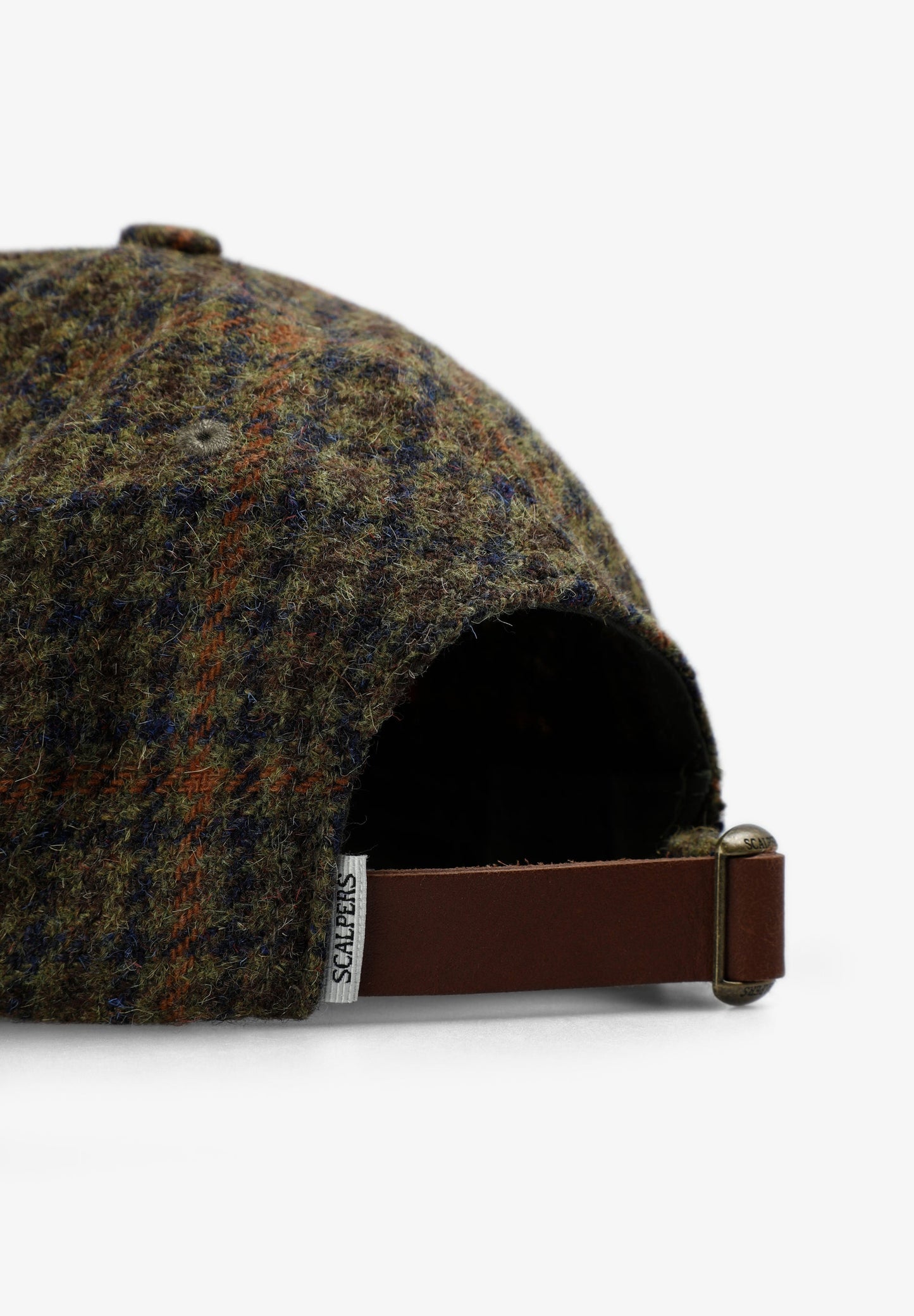 GORRA LANA TARTÁN BORDADA