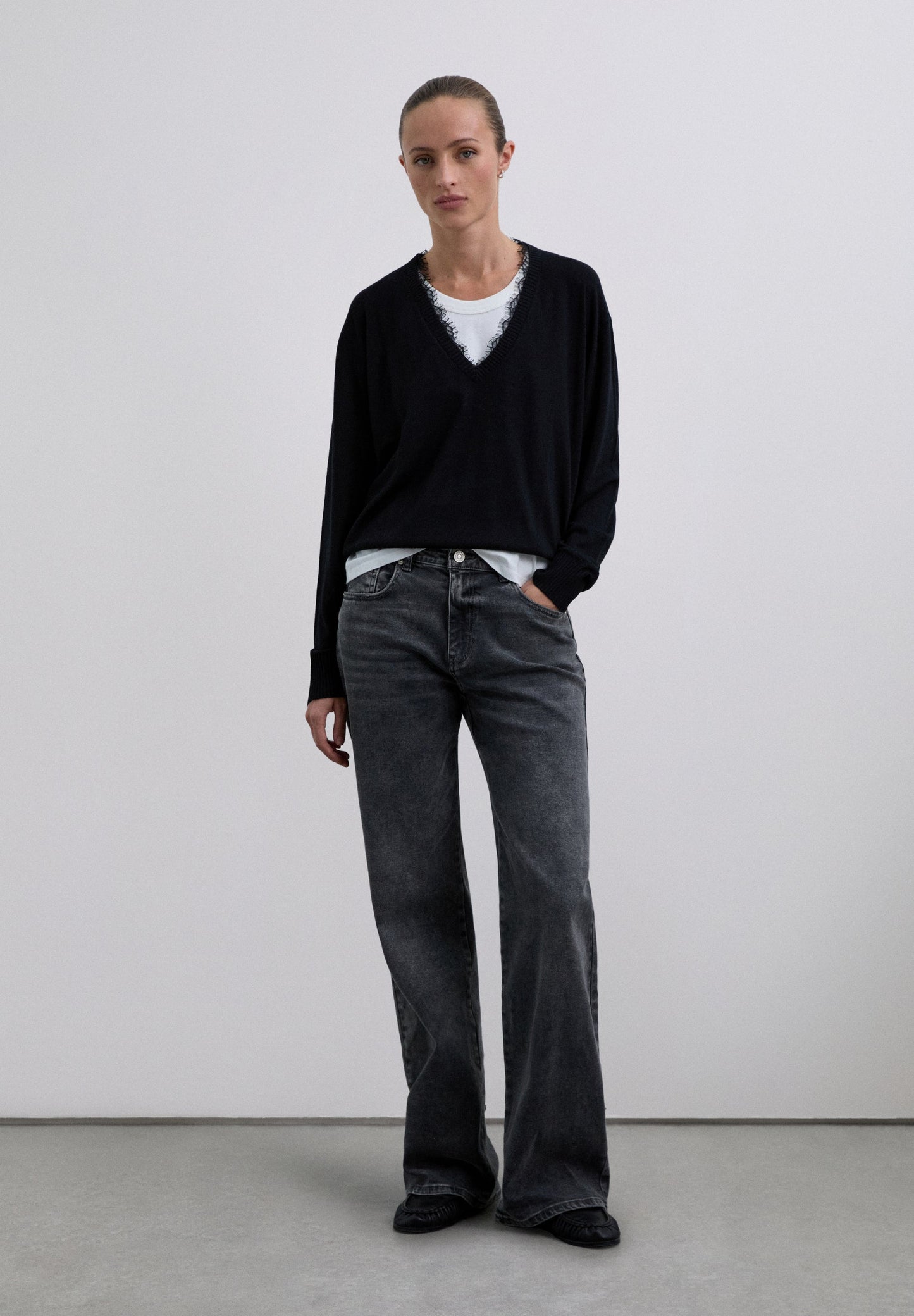 JERSEY ESCOTE V ENCAJE