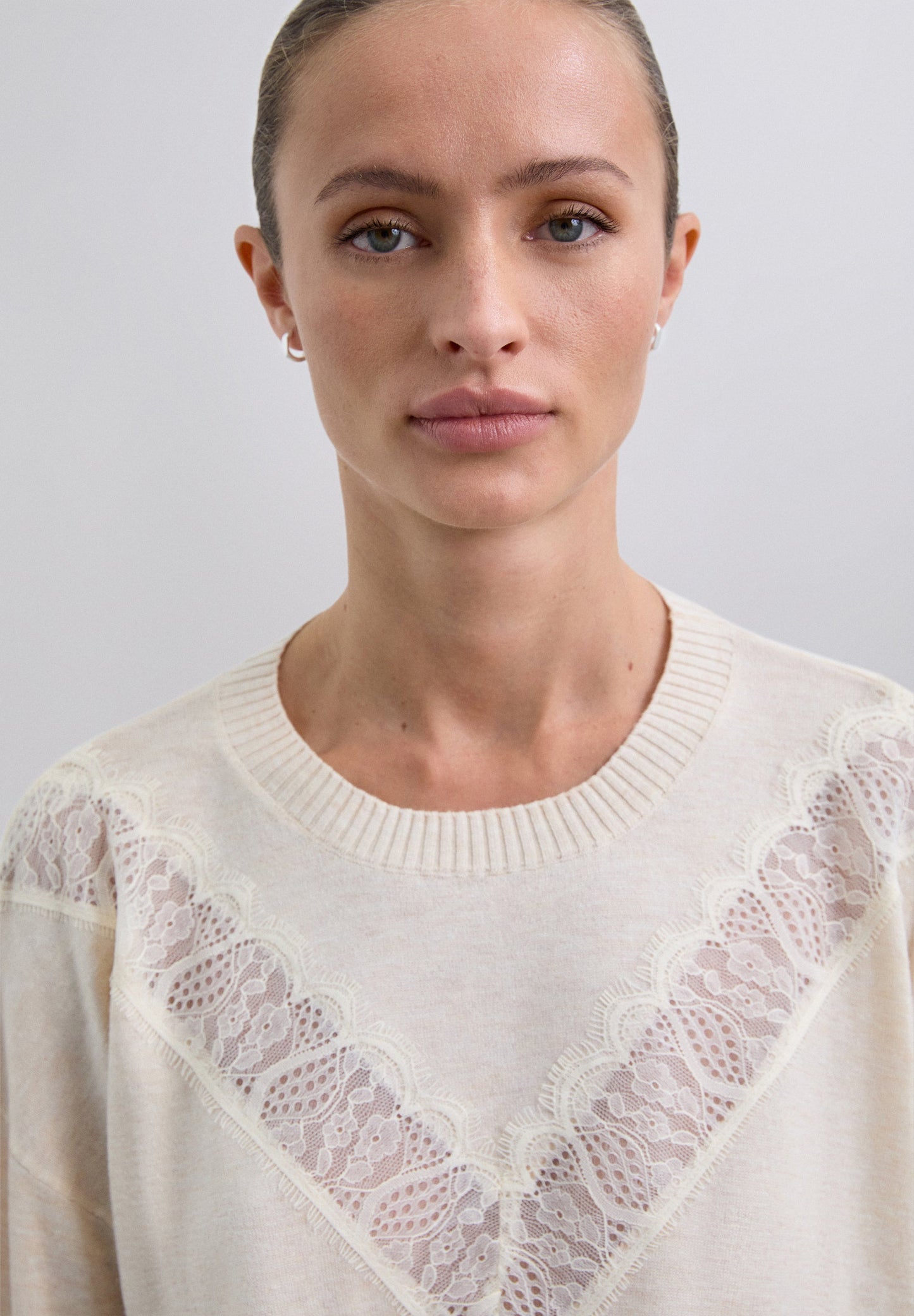 JERSEY DETALLES ENCAJES