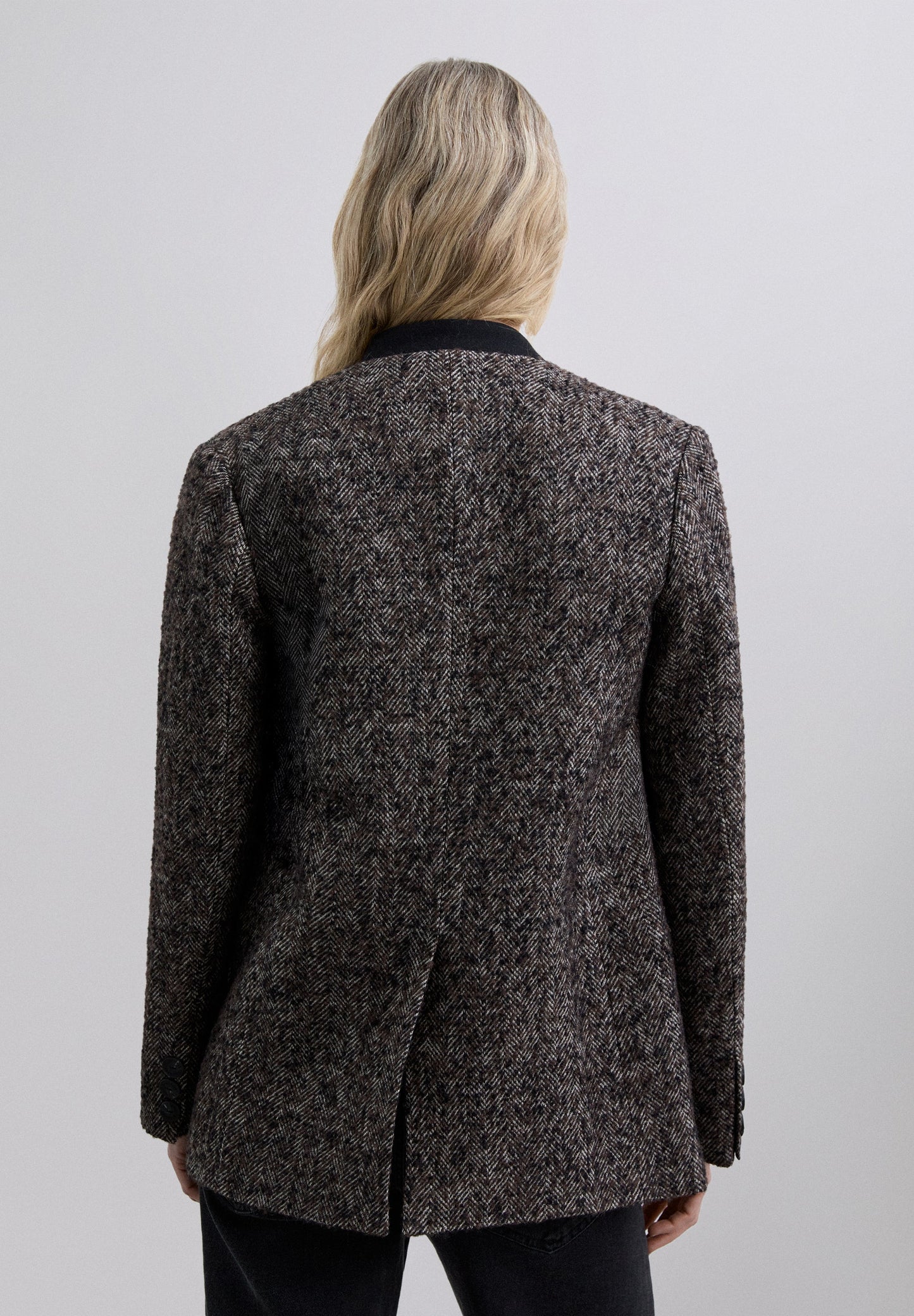BLAZER SIN SOLAPA ESPIGA