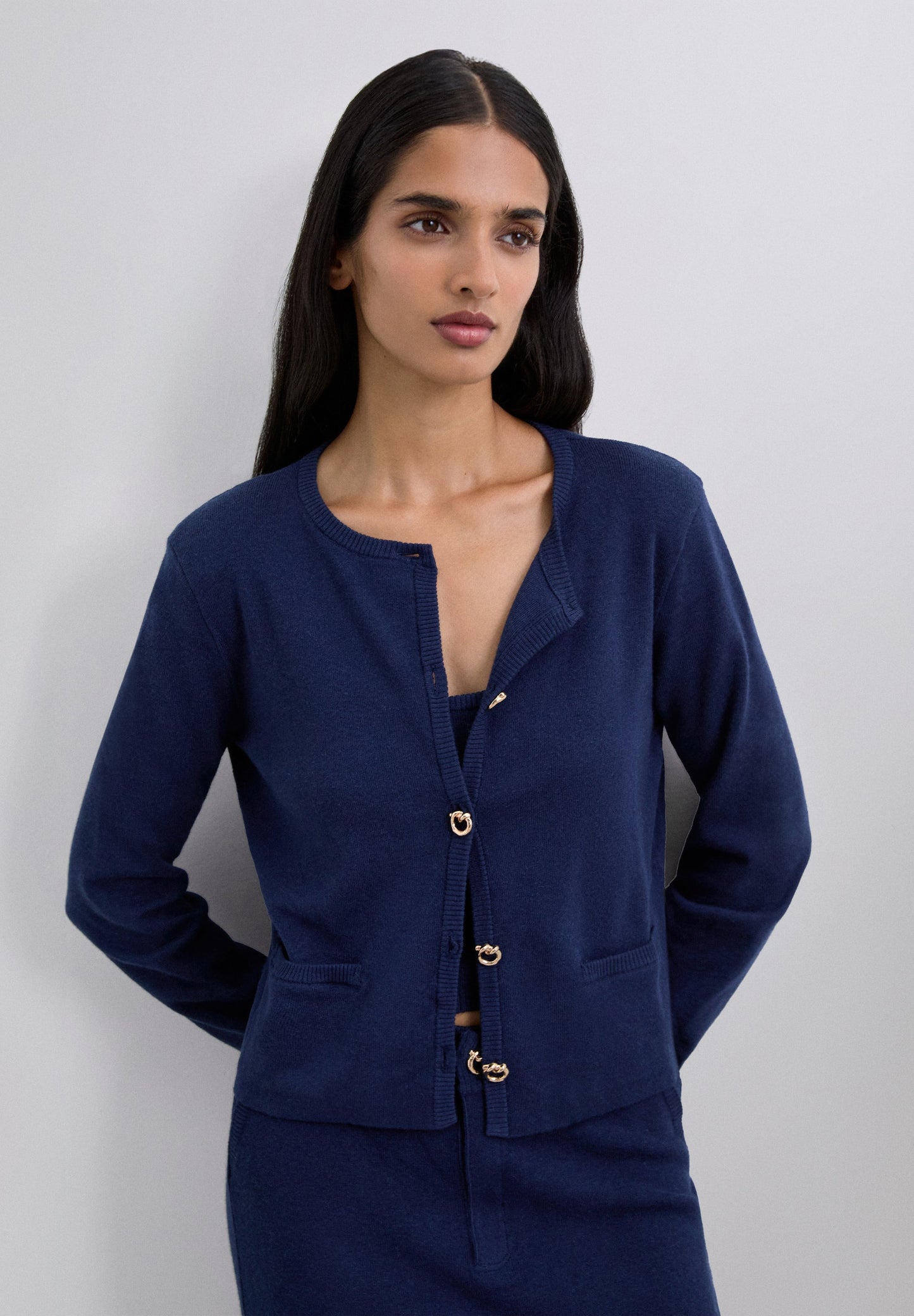 CARDIGAN BOTONES DORADOS