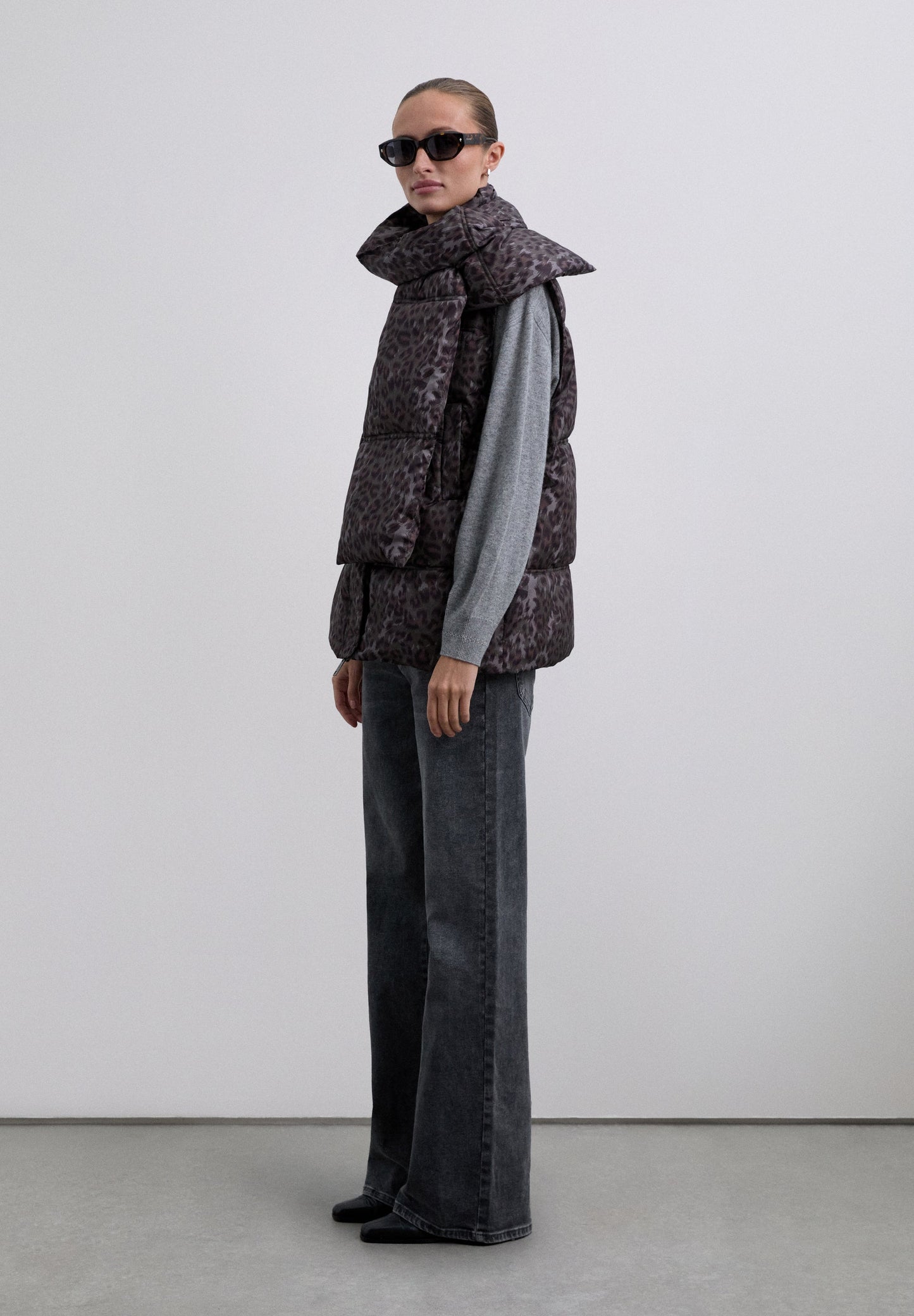 CHALECO ANIMAL PRINT DESMONTABLE