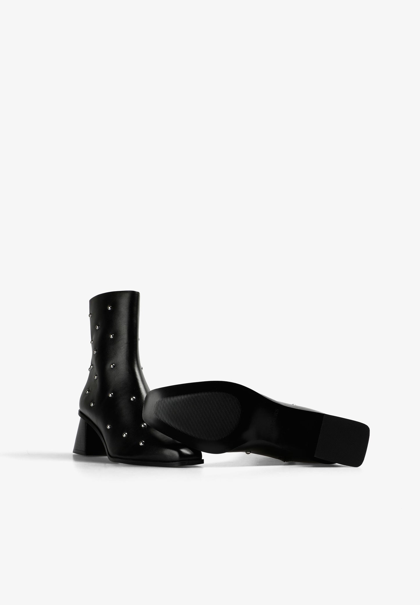 BOTÍN TACÓN STUDS