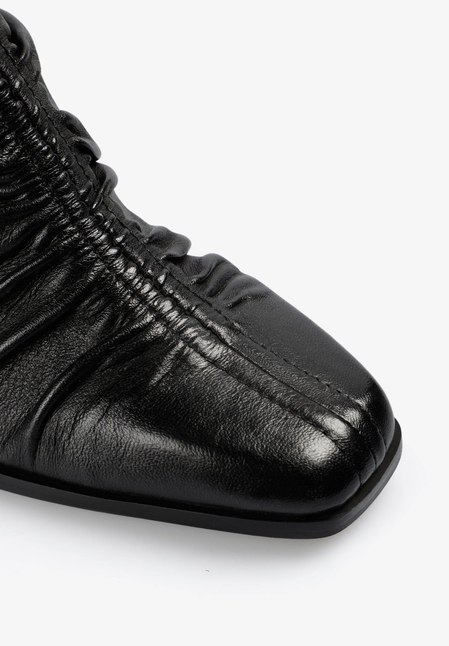 BOTA PIEL FRUNCIDO