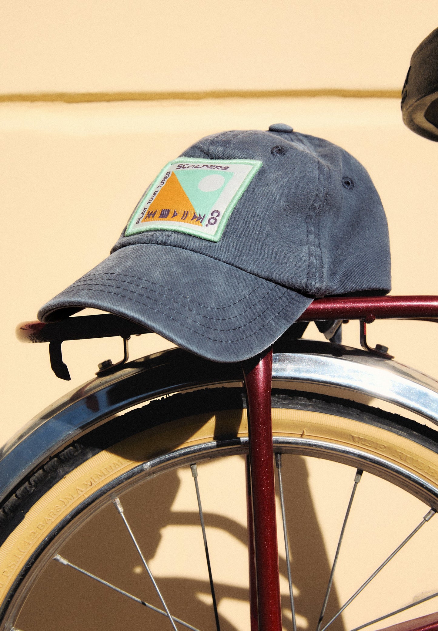 GORRA LOGO PARCHE BORDADO