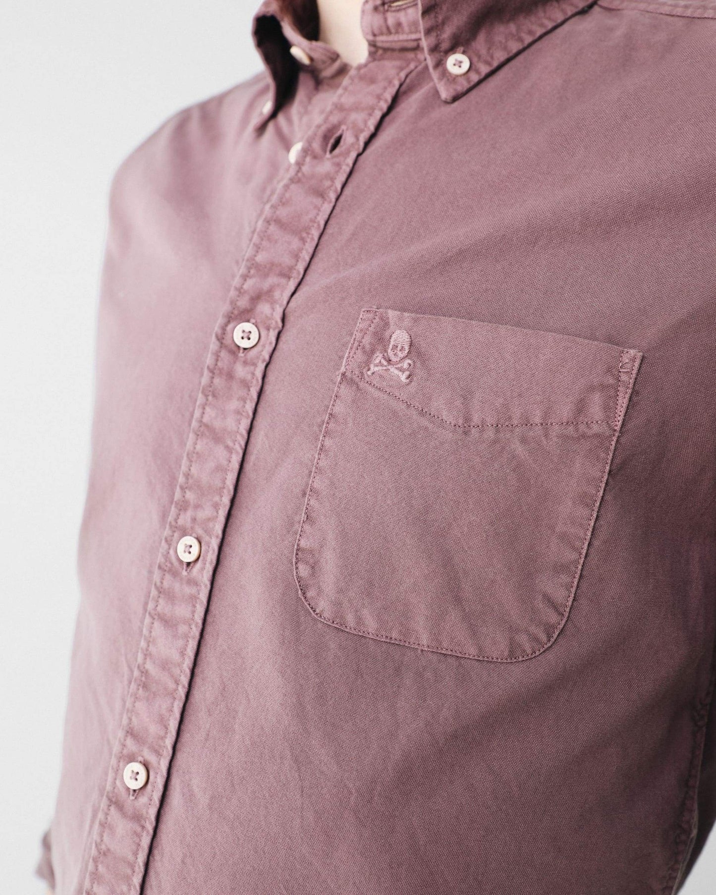 CAMISA GARMENT DYE BOTONES - Scalpers España